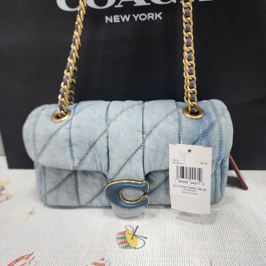 코치 데님 태비 20 숄더백 새제품 오염있음 상품이미지1