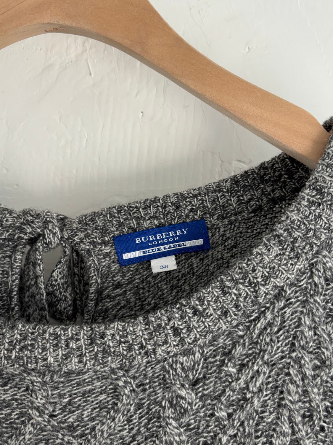 Burberry  버버리 블루라벨 배색 니트 원피스 상품이미지6