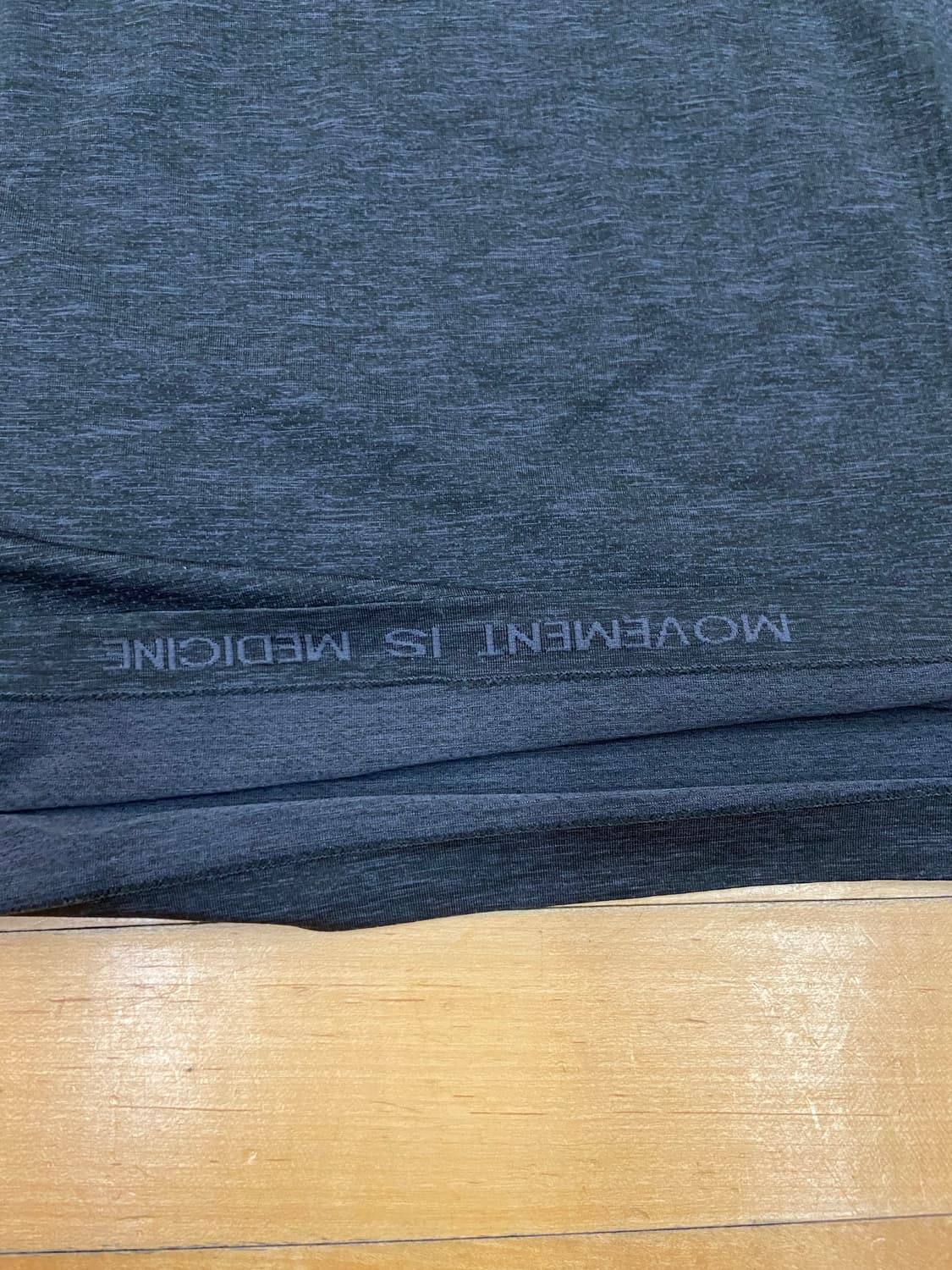 룰루레몬 메탈벤트테크 2.0 반팔티 M 상품이미지5