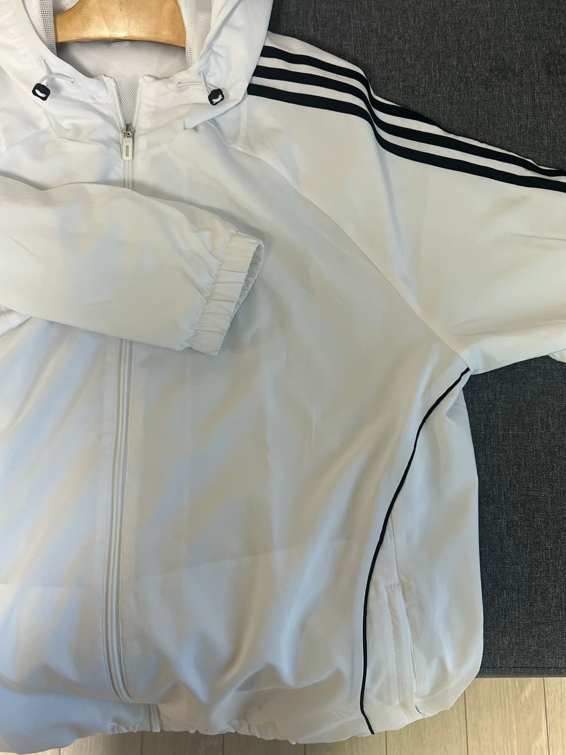 아디다스 티로 24 바람막이 상품이미지2