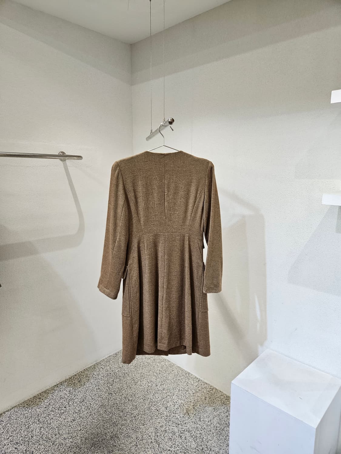 끌로에 트위드 브이넥 원피스 상품이미지3