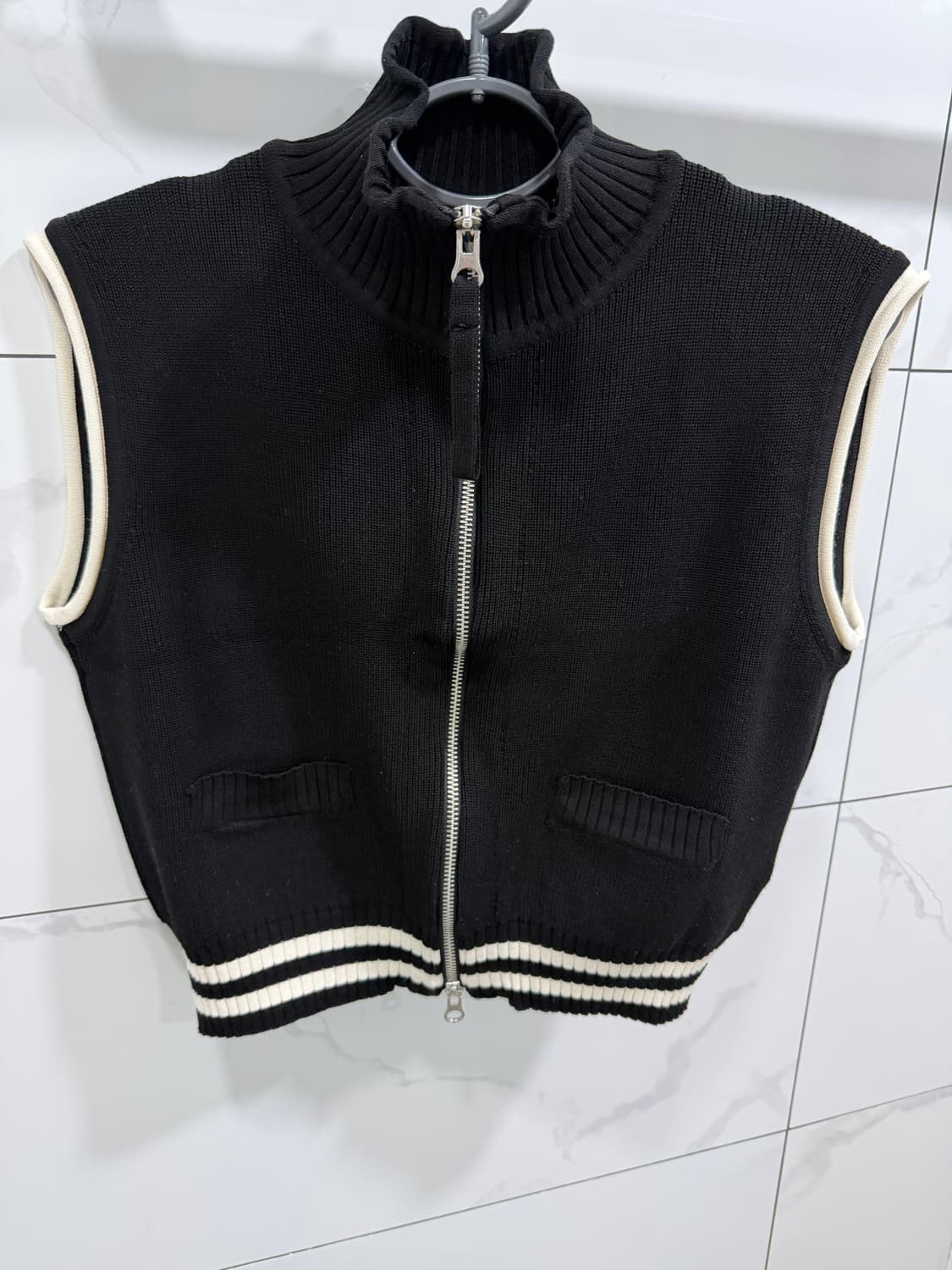 마뗑킴 니트조끼 상품이미지3