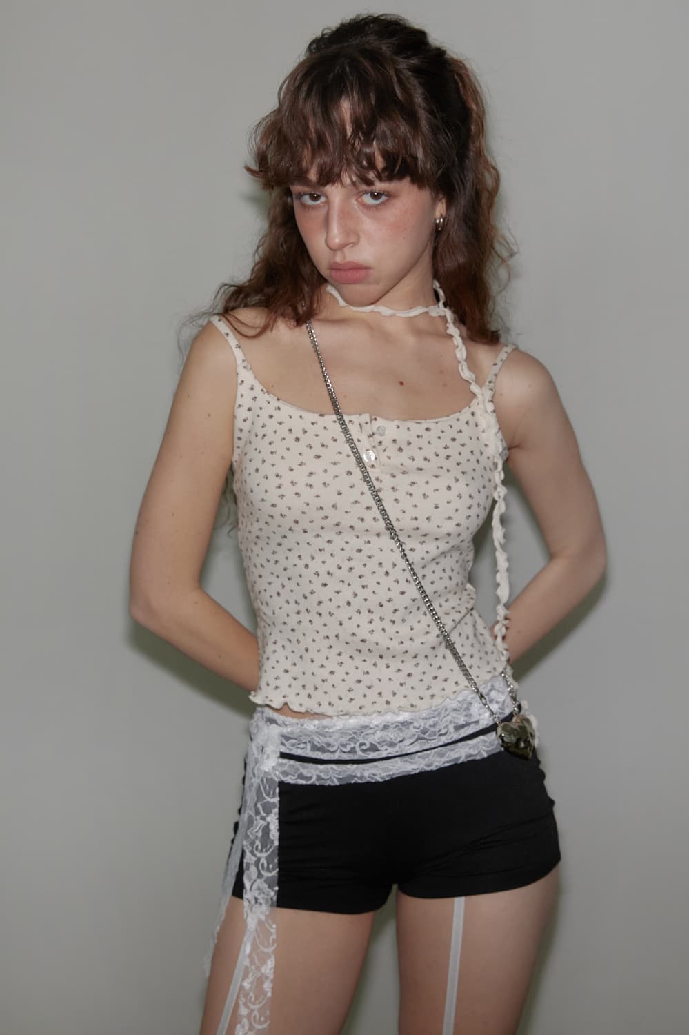 VENECY Floral Scarf Sleeveless Ivory 상품이미지1