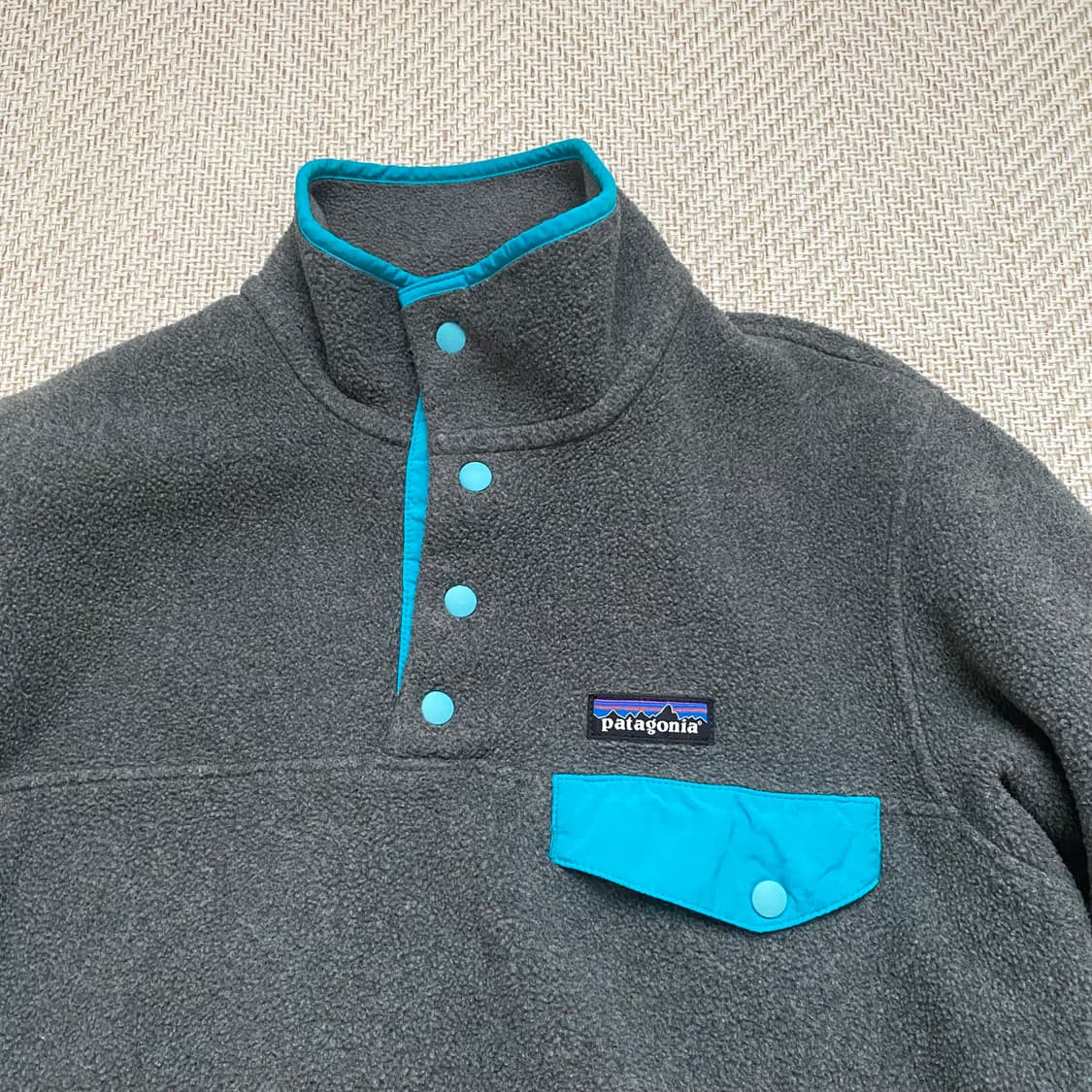파타고니아 신칠라 풀오버 니켈민트 색상  상품이미지3