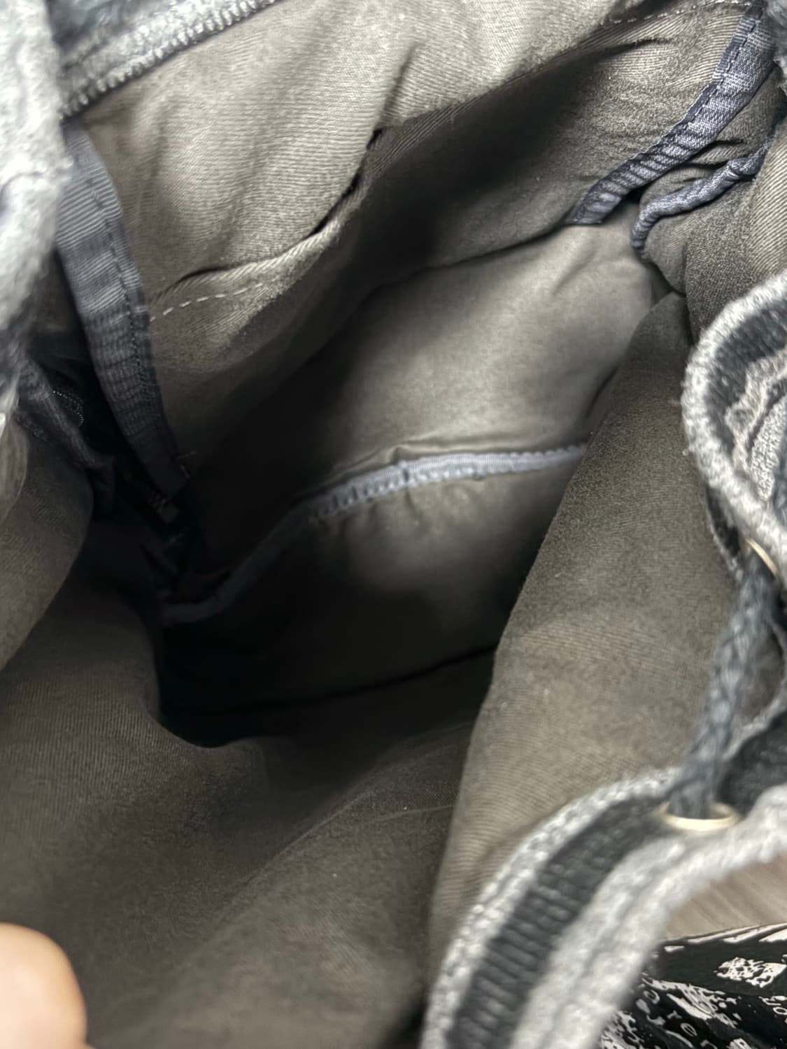 텐스댄스 WOOL STRIPE BACKPACK_BLACK 상품이미지3