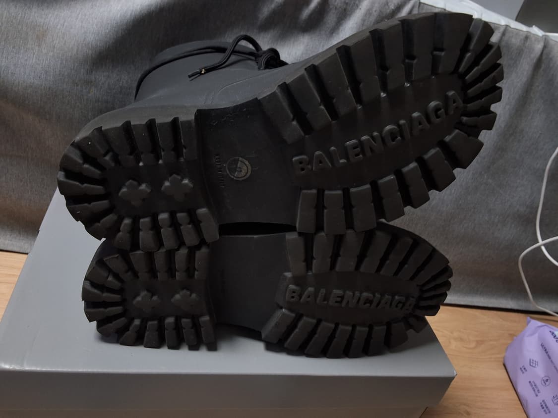 [새상품급] 발렌시아가 스테로이드 부츠 42 상품이미지3