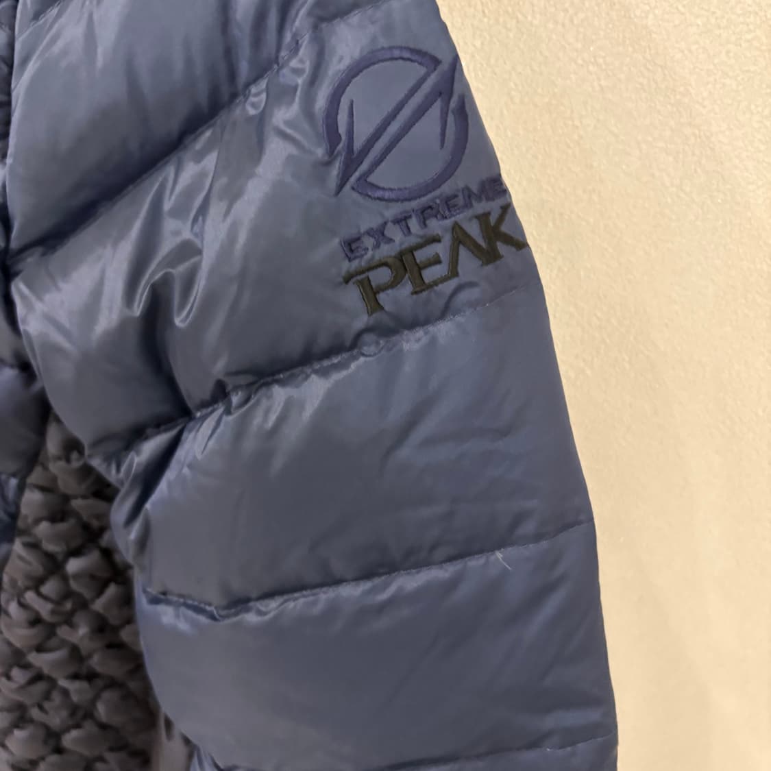 블랙야크 여성 구스다운 경량 패딩 95 상품이미지3