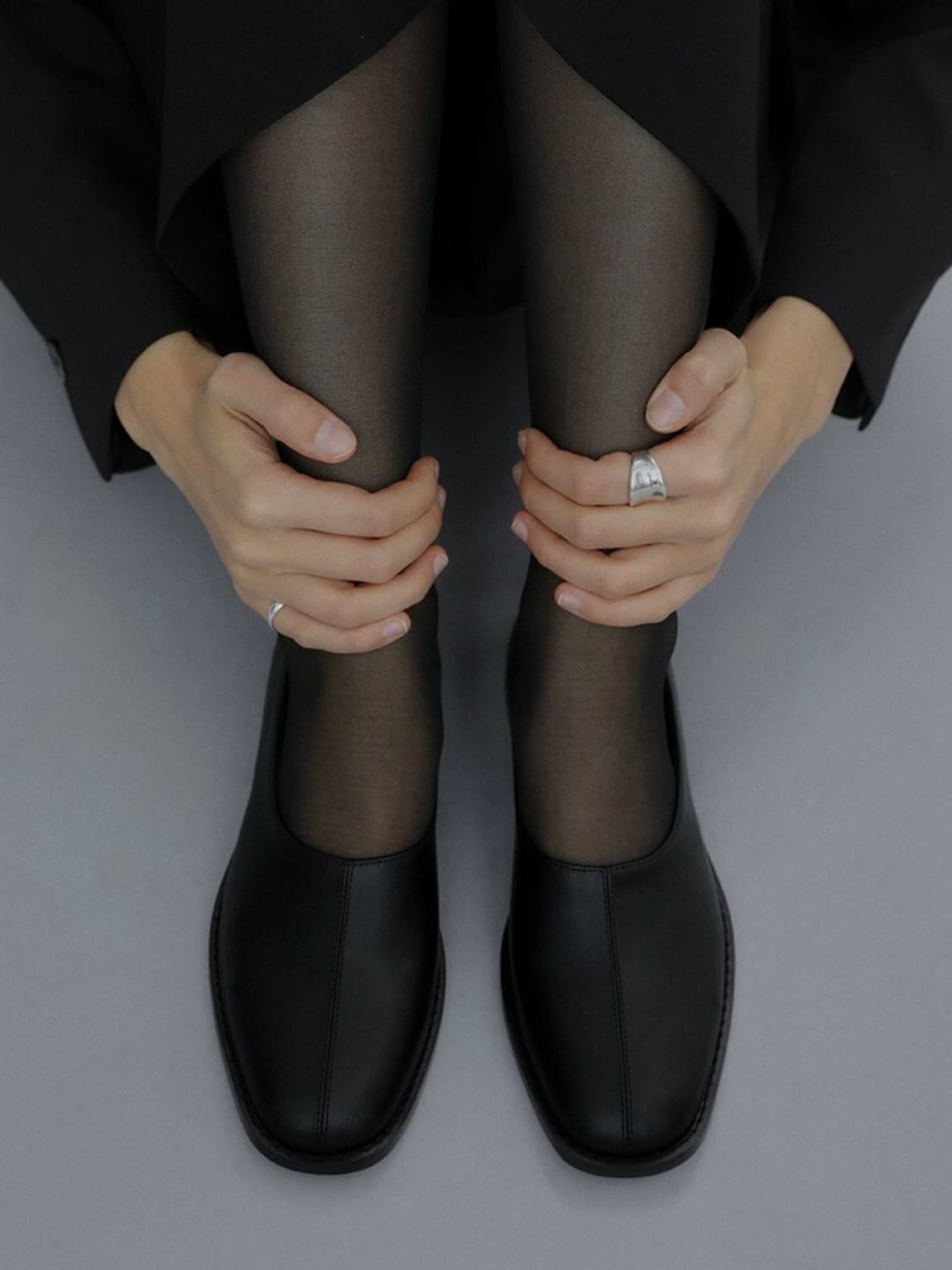 (새상품) 에퓨레 로퍼 블랙 240 상품이미지2