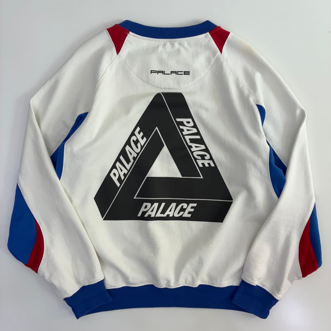 Palace  팔라스 투어 드 포스 맨투맨 상품이미지3