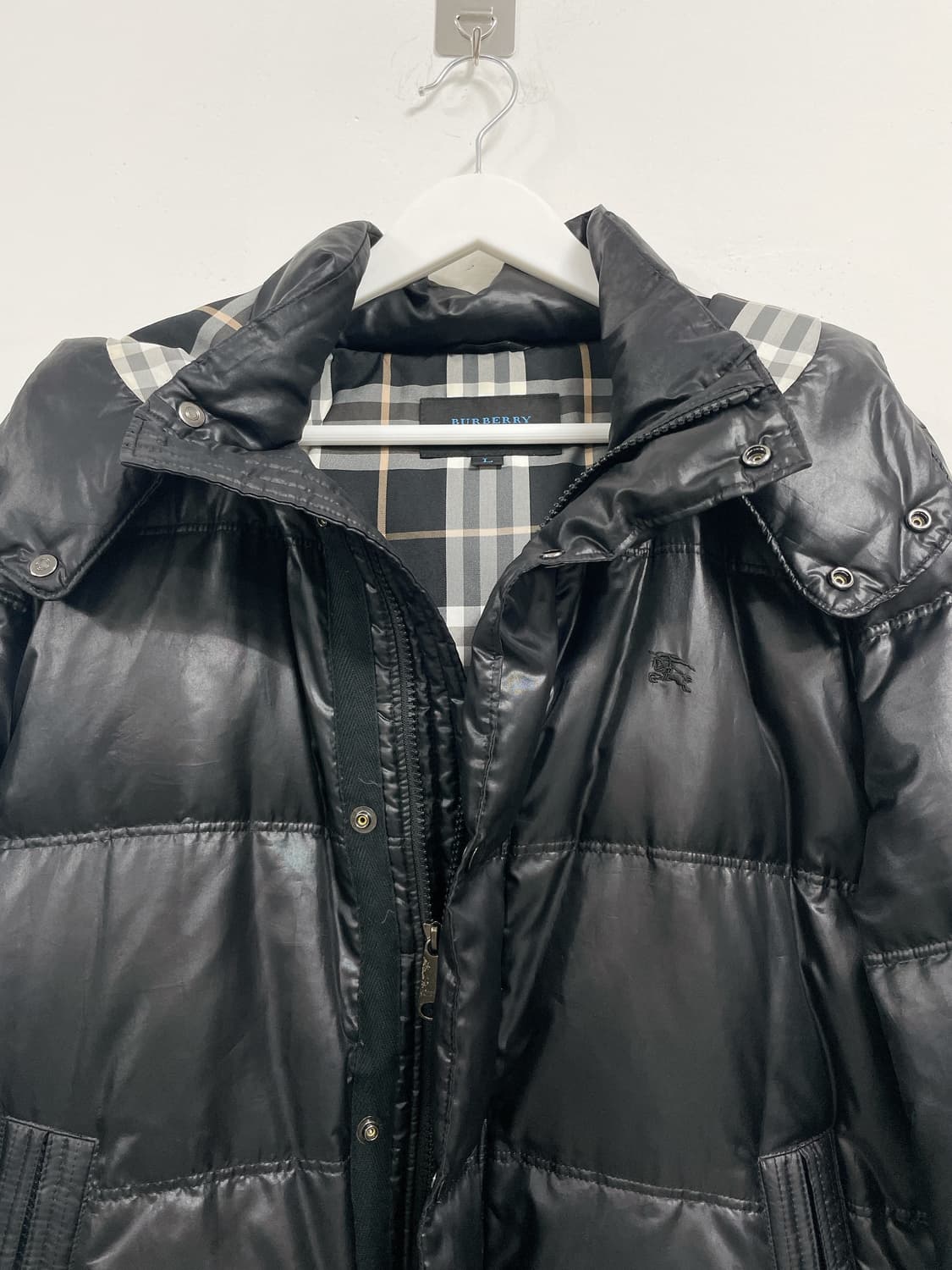 버버리 블랙 패딩 상품이미지3