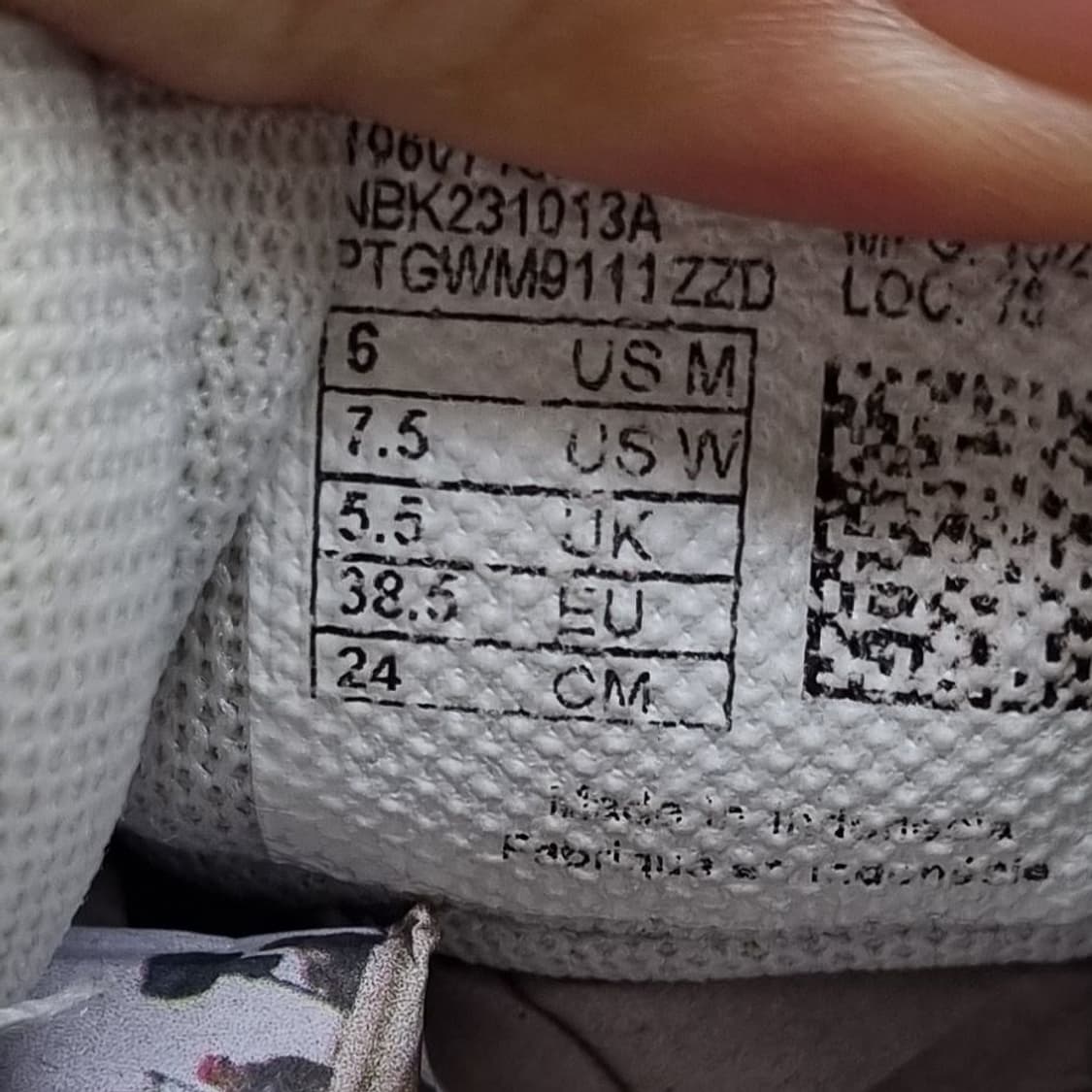 뉴발란스 410 v5 운동화 240. 상품이미지6