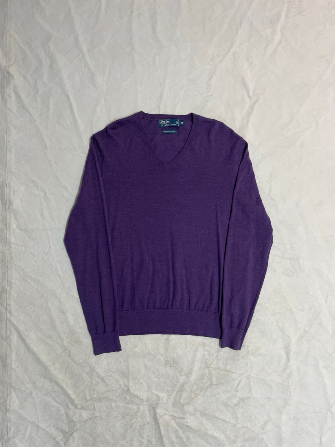 폴로 브이넥 니트  상품이미지1