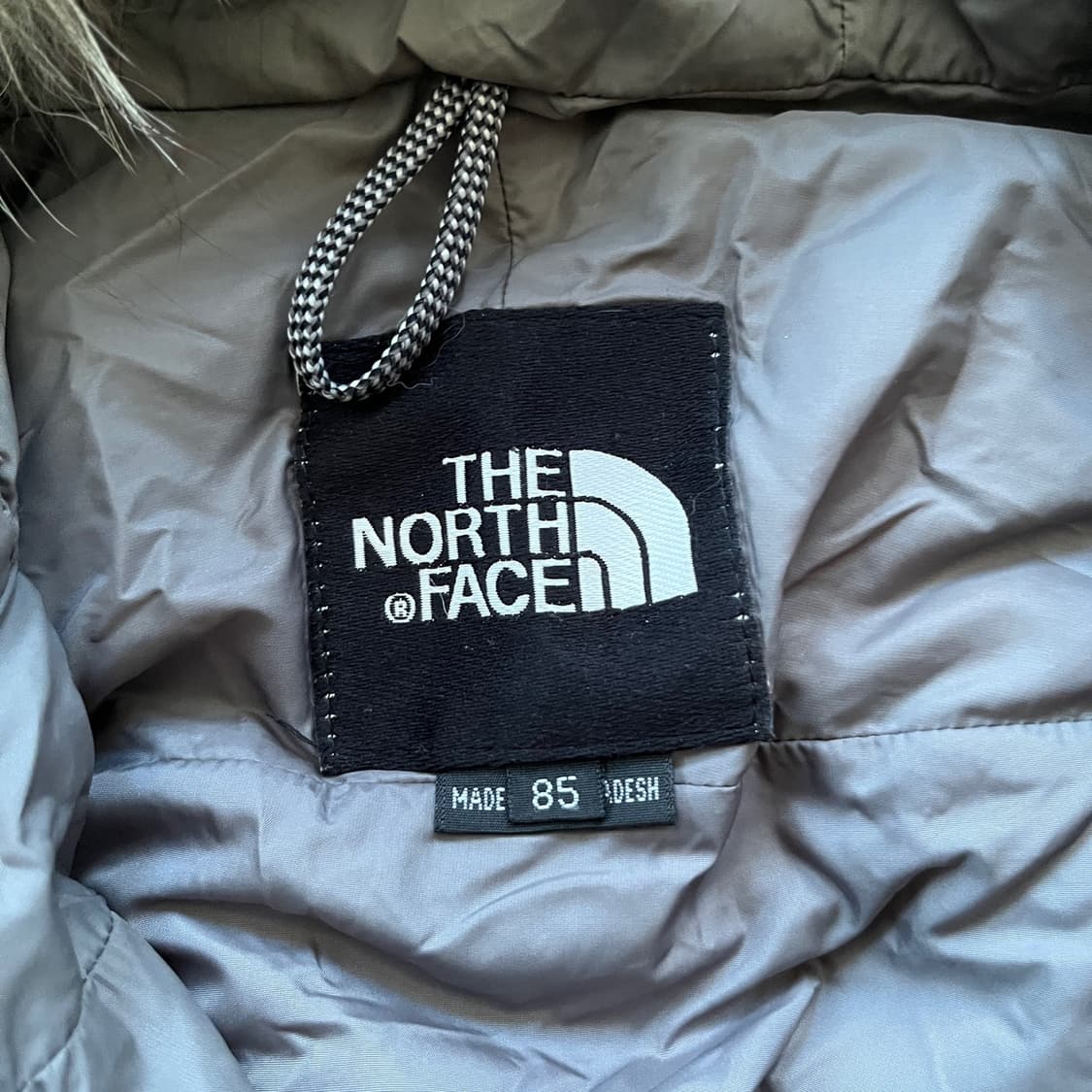 노스페이스 Gotham 다운 자켓 상품이미지3