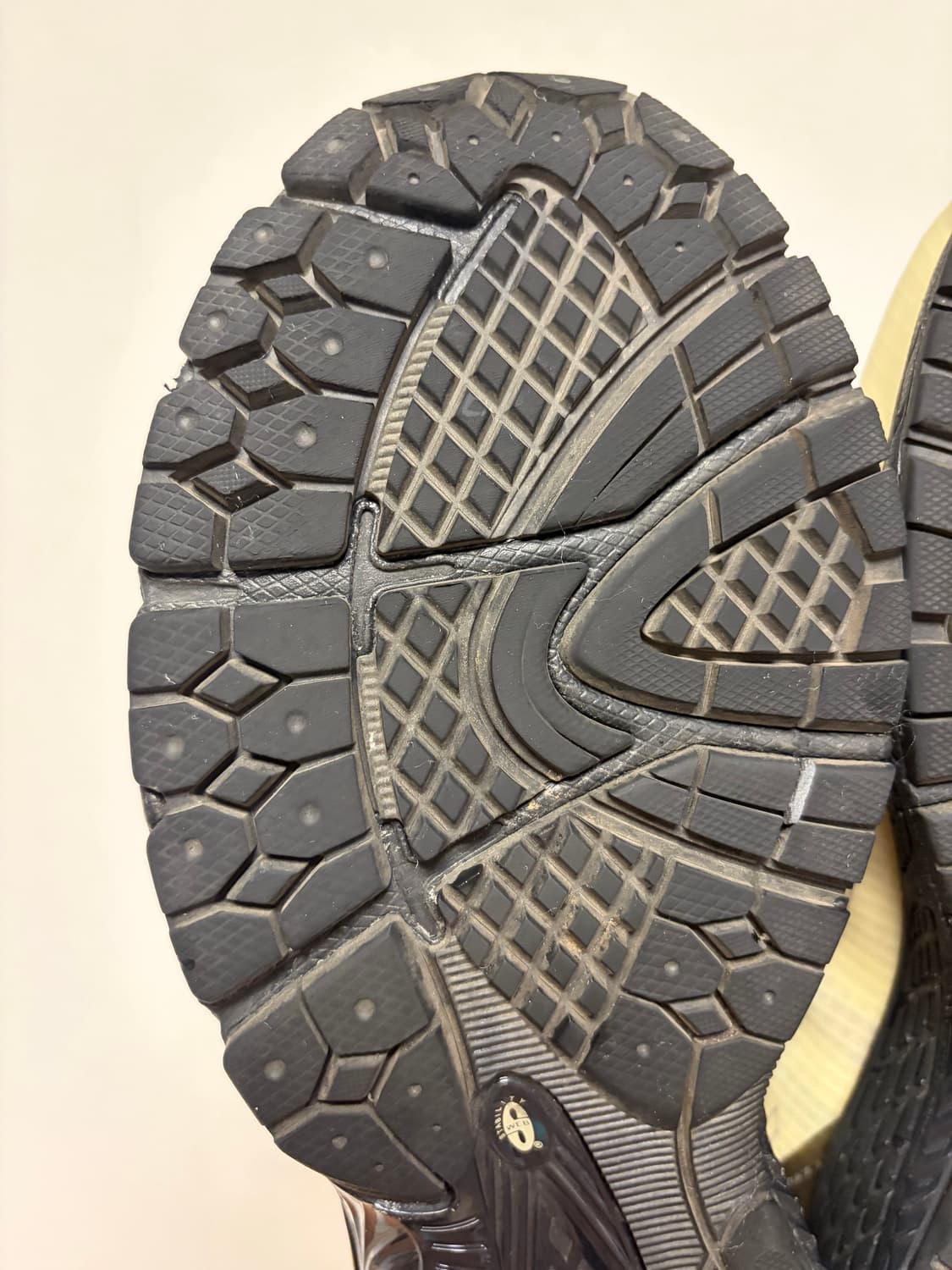 [280] 뉴발란스 1906R 피스타피오 버터 모렐 블랙 상품이미지5