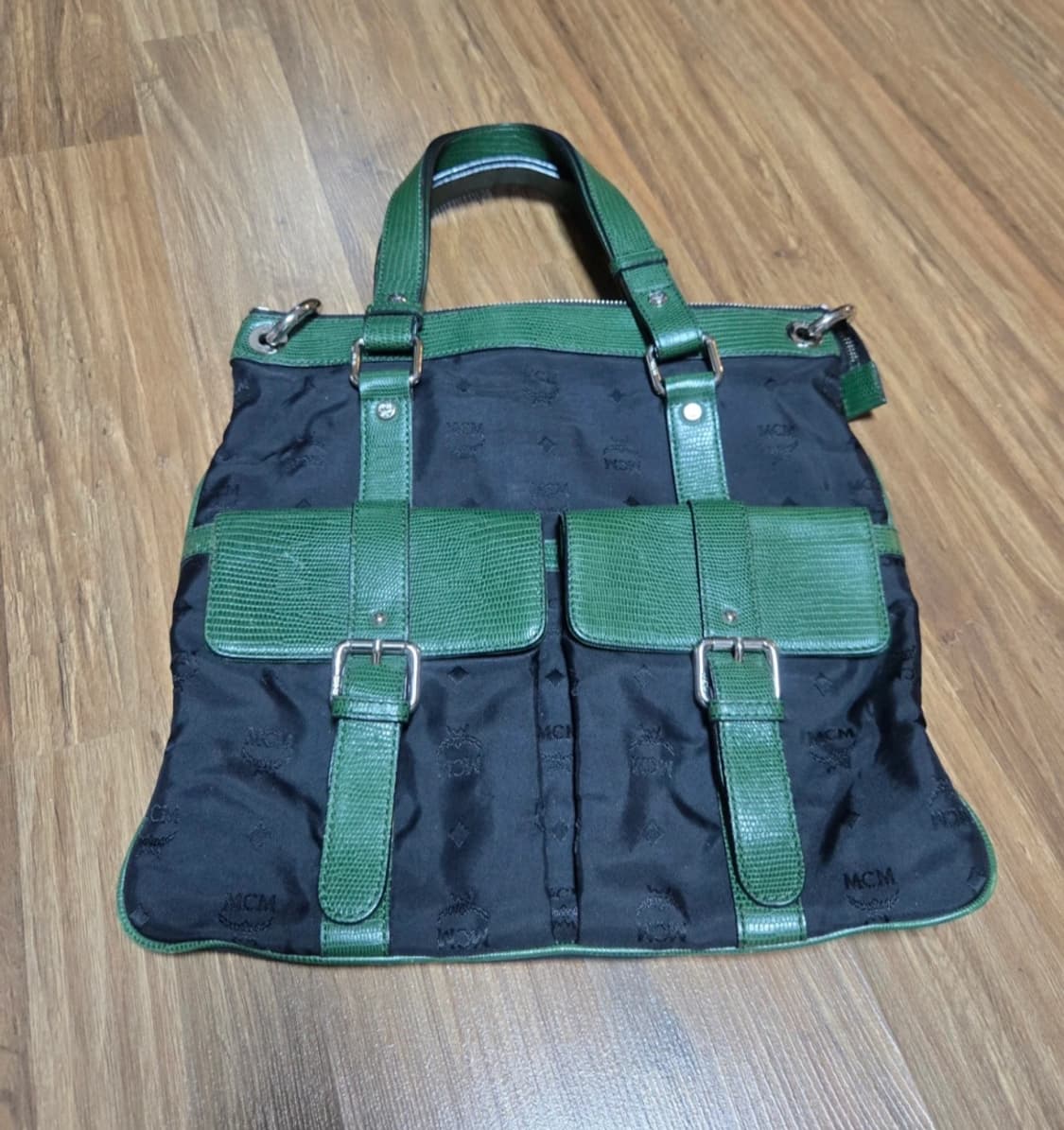 MCM 바이컬러 더블 포켓백 [정품] 상품이미지2