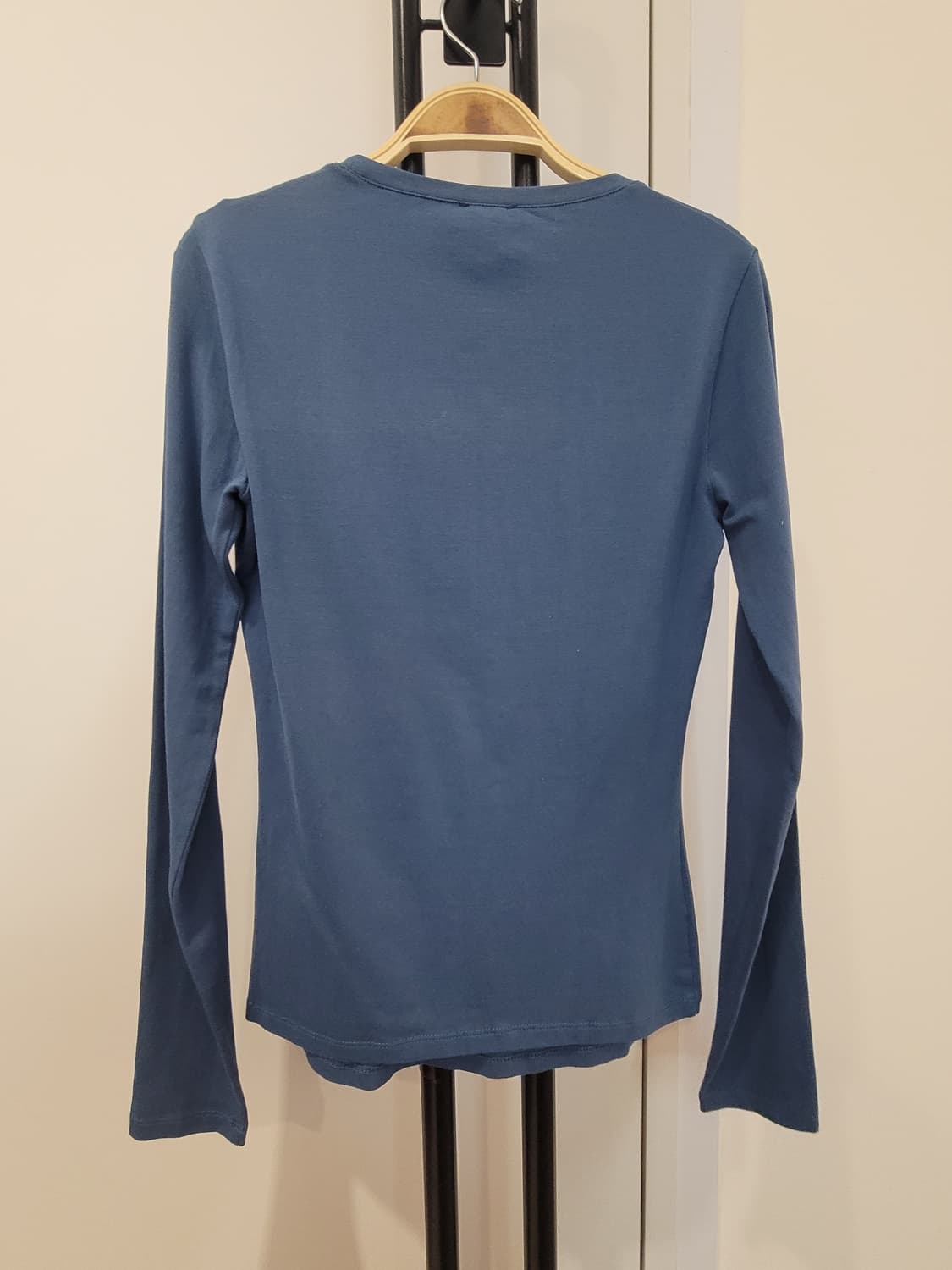 아르마니 진 스팽글 로고 긴팔 티셔츠 55사이즈 상품이미지6