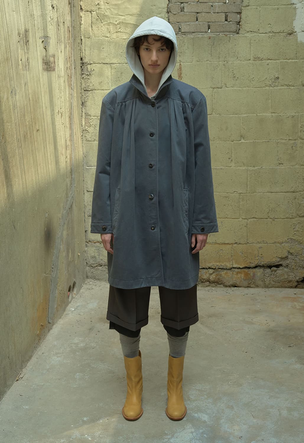 오픈와이와이 OVER SHIRRED TOP COAT CHARCOAL 상품이미지2