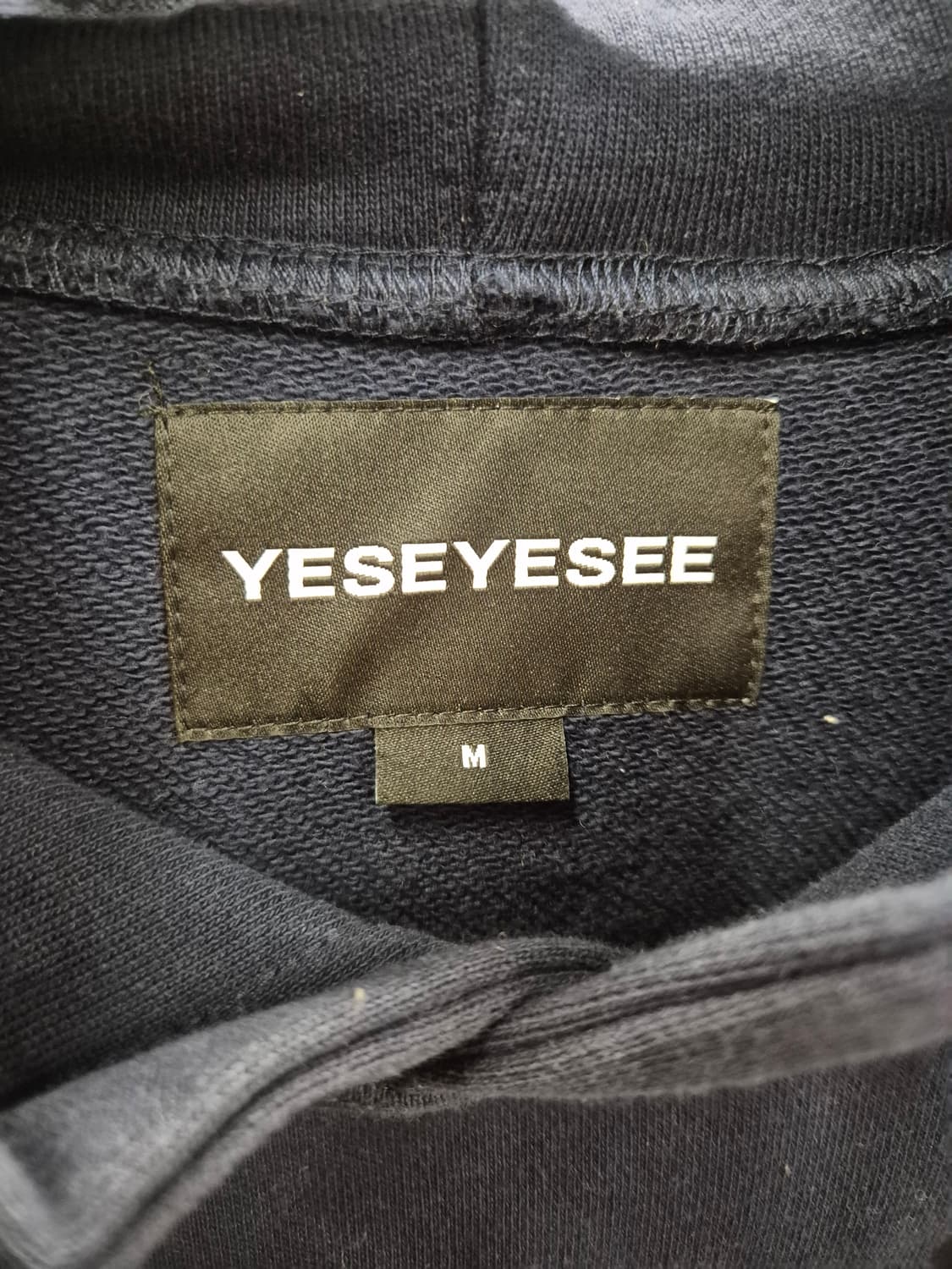 YESEYESEE 네이비 후드티 M사이즈 상품이미지4