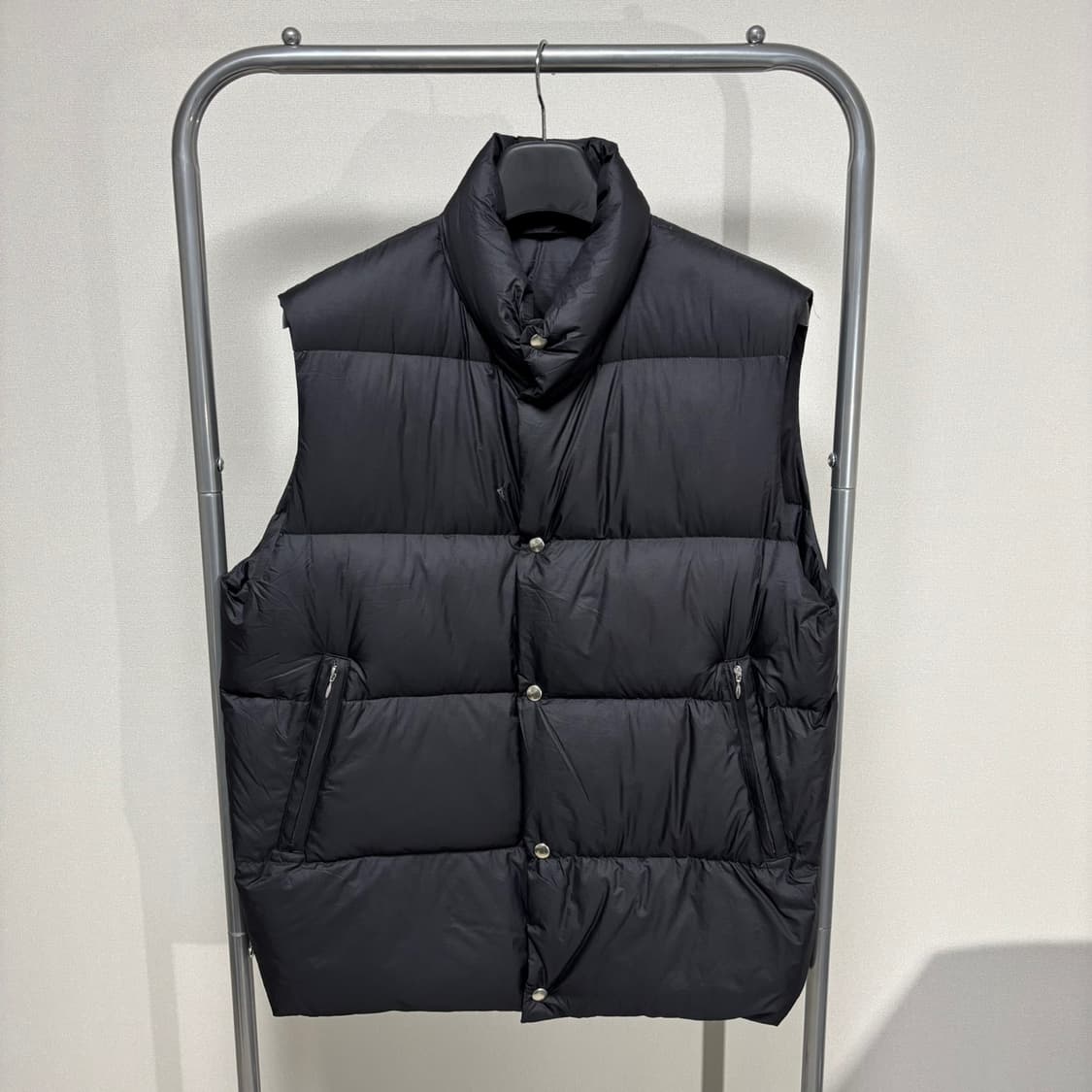 3) comoli 코모리 다운 베스트 상품이미지1