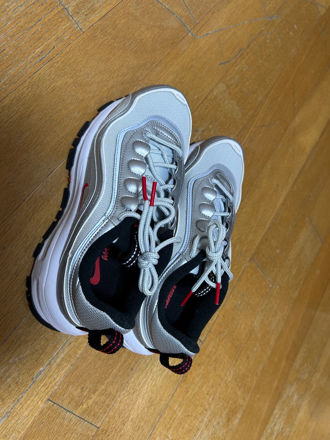 (새상품) 나이키 에어맥스 97 퓨추라 실버 240 상품이미지4