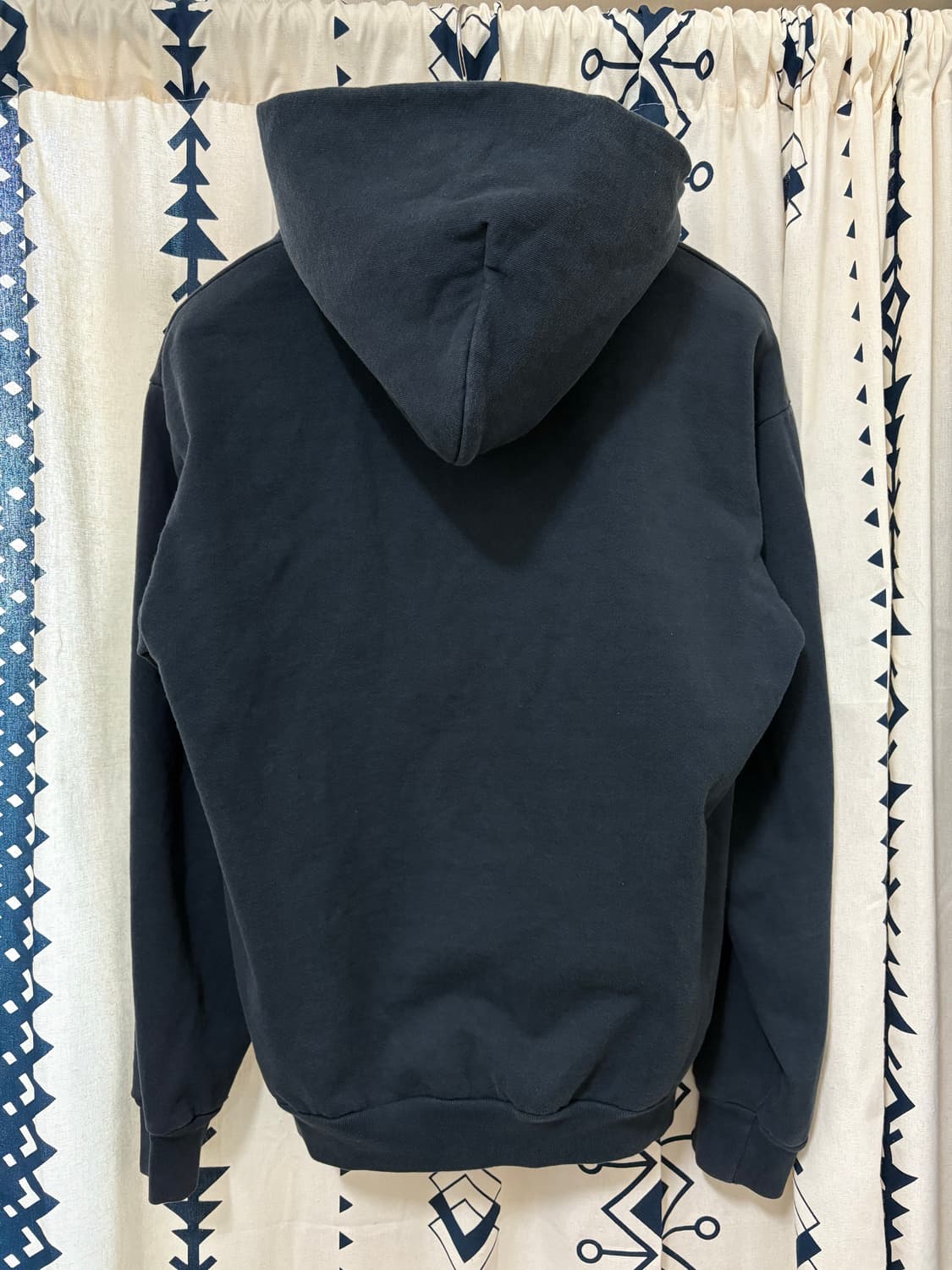 스포티앤리치 공용 클래식 로고 후드 네이비 상품이미지4