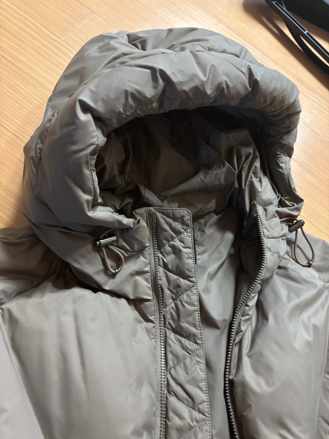 띠어리 여성 숏패딩 상품이미지2