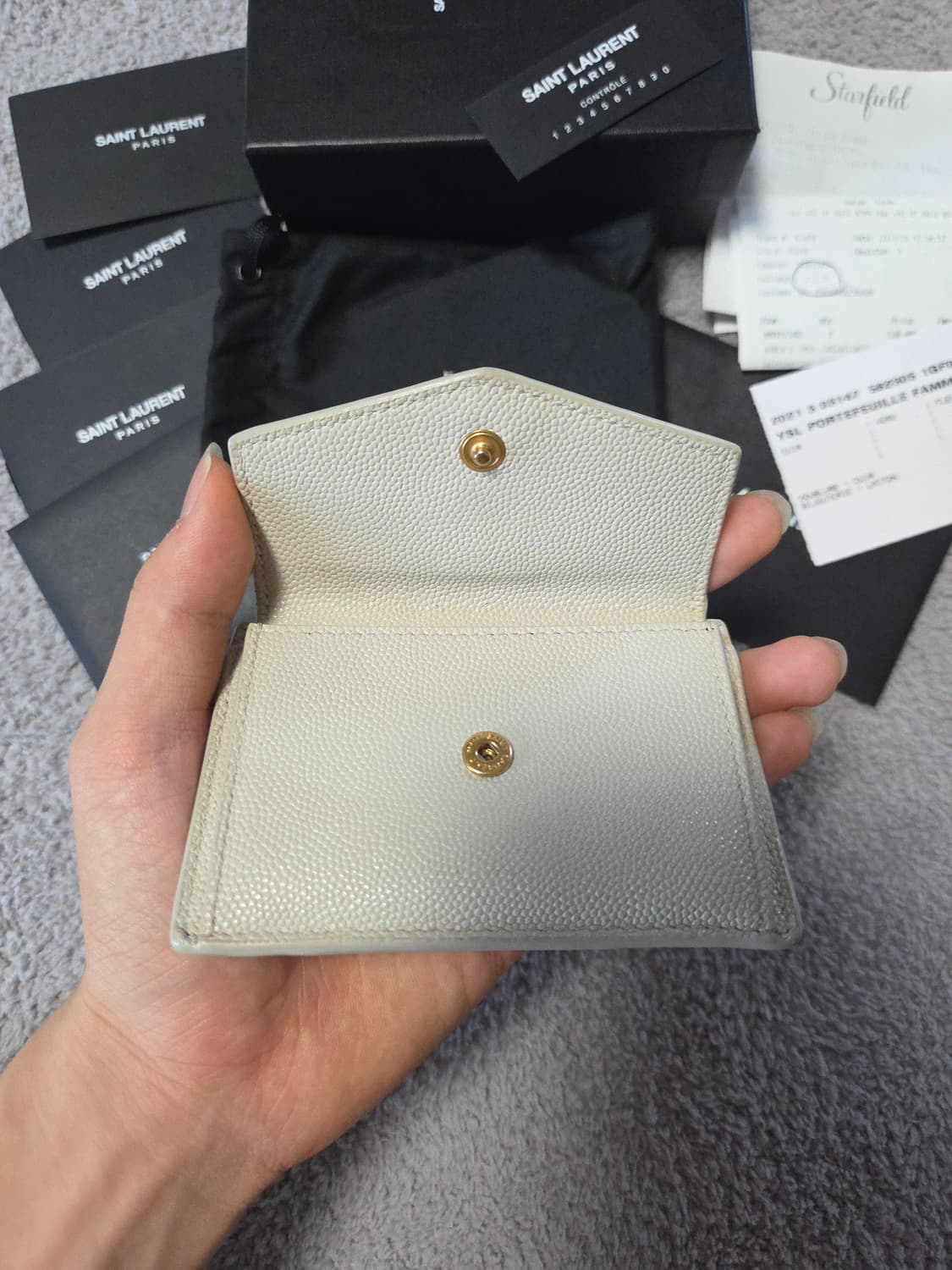 [정품/풀구성] 생로랑 업타운 카드지갑 화이트 상품이미지3