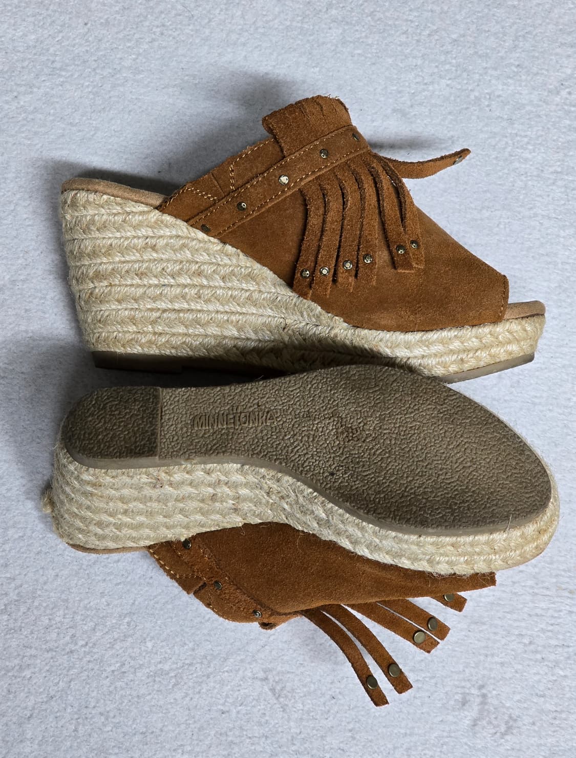 Minnetonka 미네통카 스웨이드 태슬 웨지힐 샌들 상품이미지6