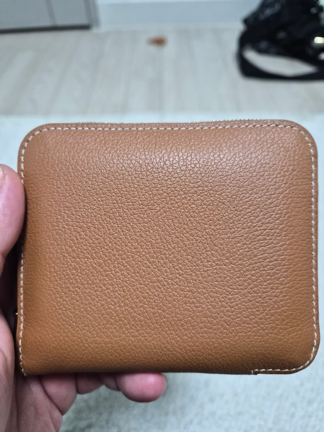 에르메스 지갑 판매합니다. 상품이미지2