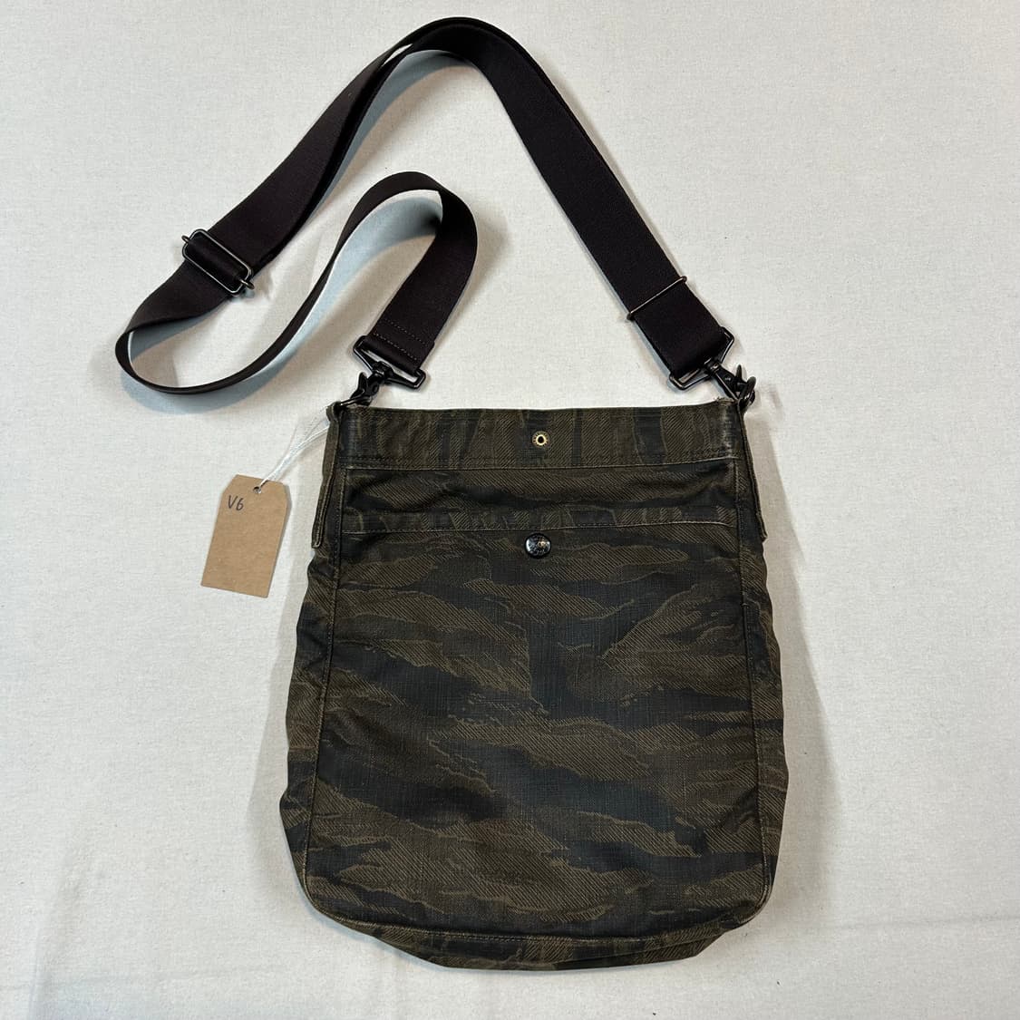 요시다 포터 타이거 카모 숄더백 크로스백 70주년 한정판 V6 상품이미지4
