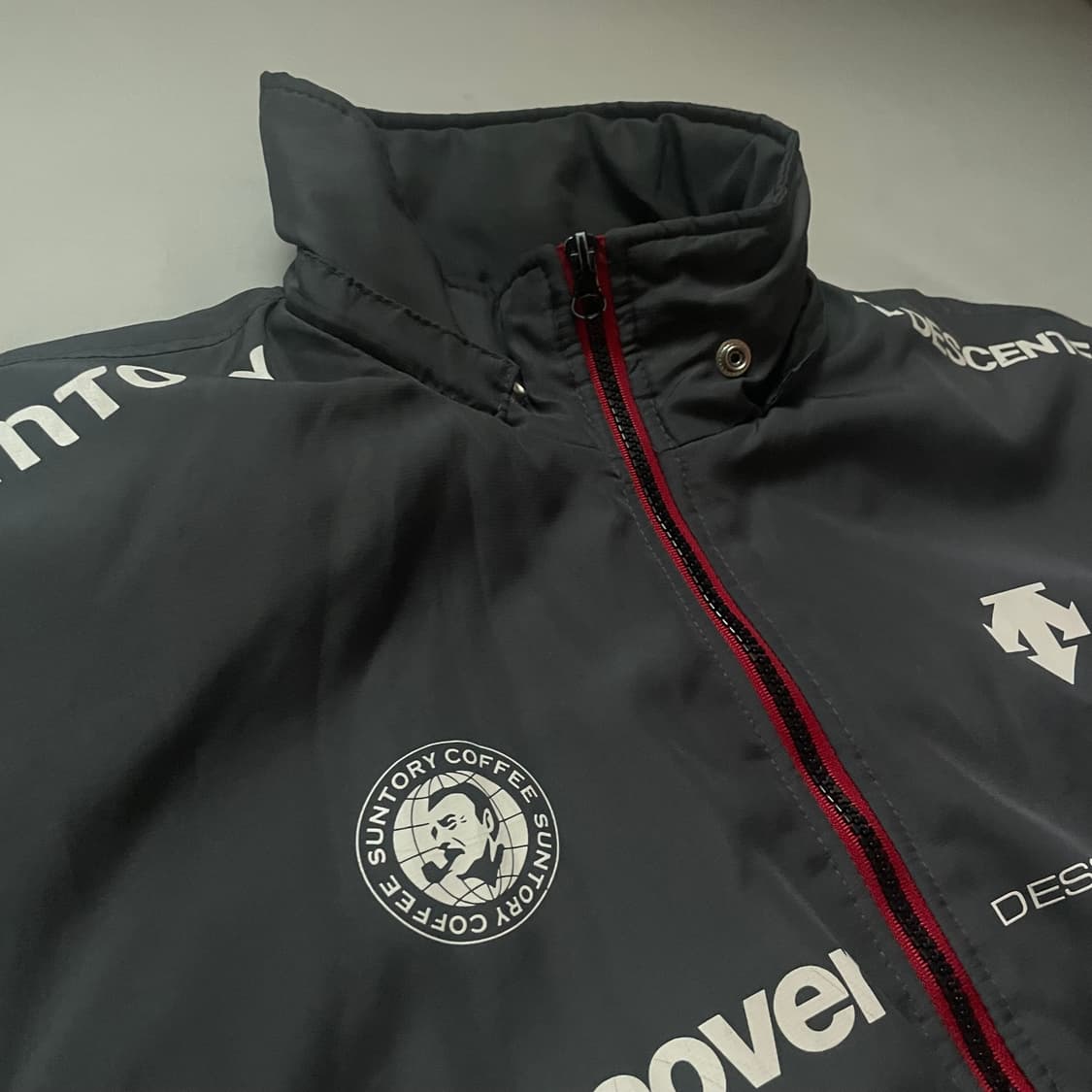 SUNTORY Coffee X Descente 나일론 웜 자켓 상품이미지1