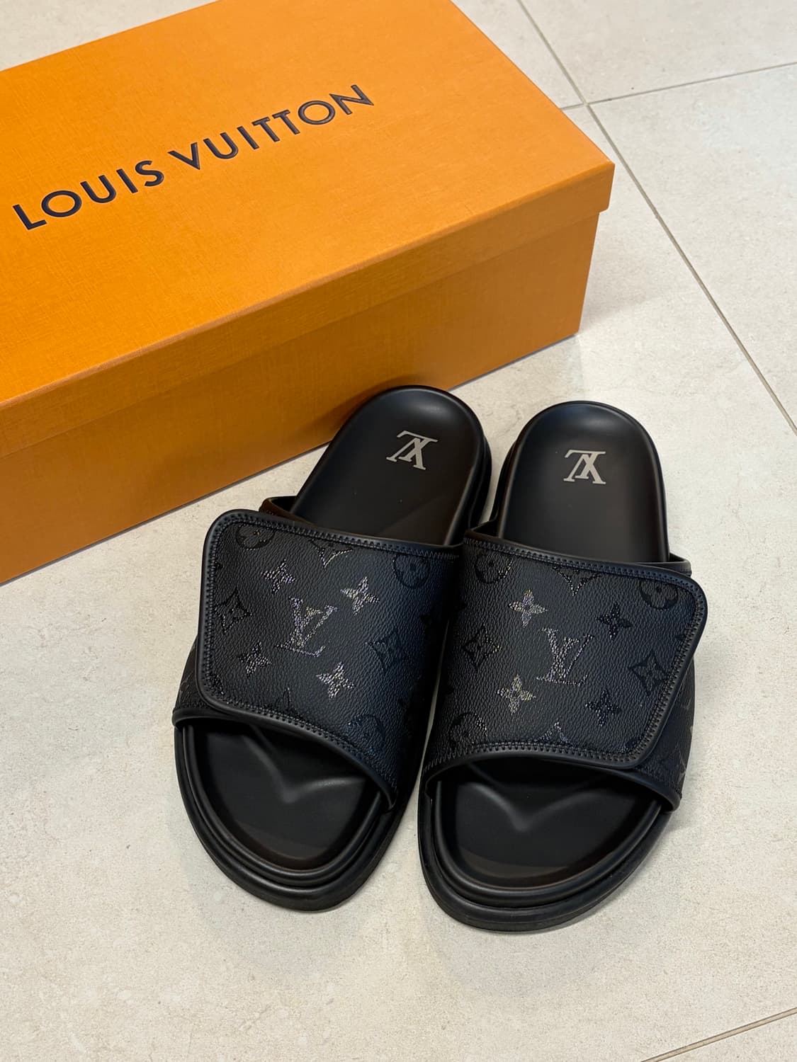 루이비통 남성 마이애미 뮬 상품이미지1