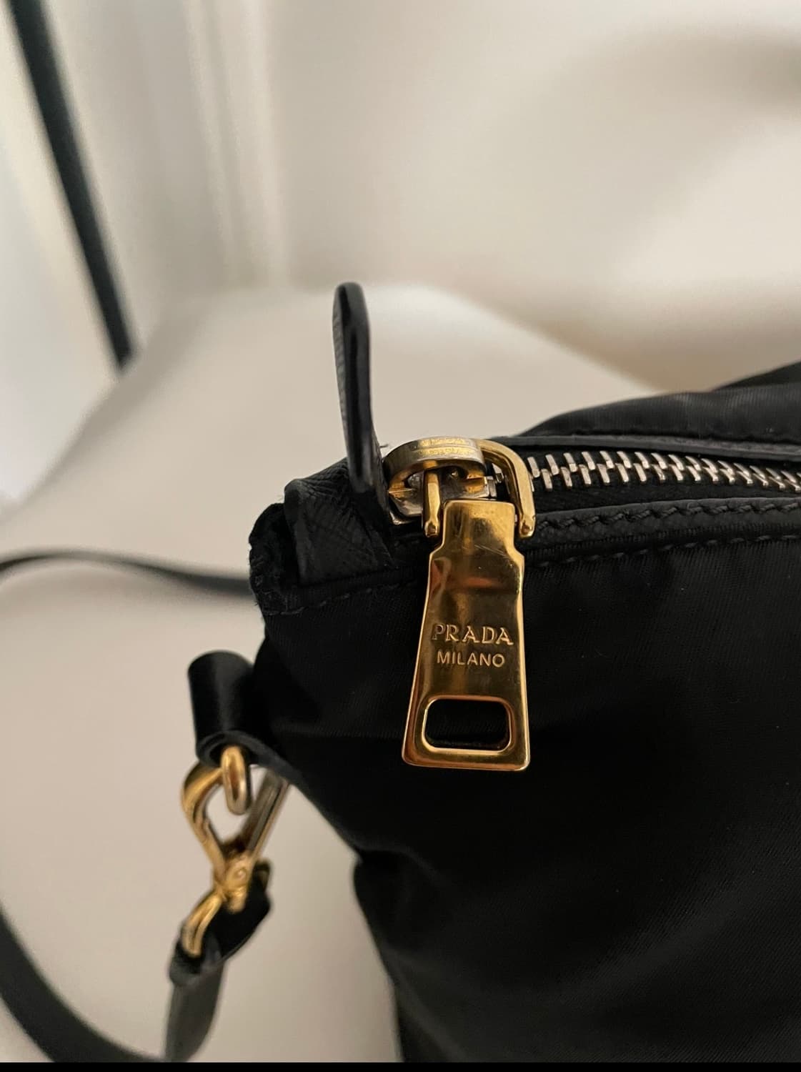 (정품)프라다 블랙 토트백 겸 크로스백 상품이미지8