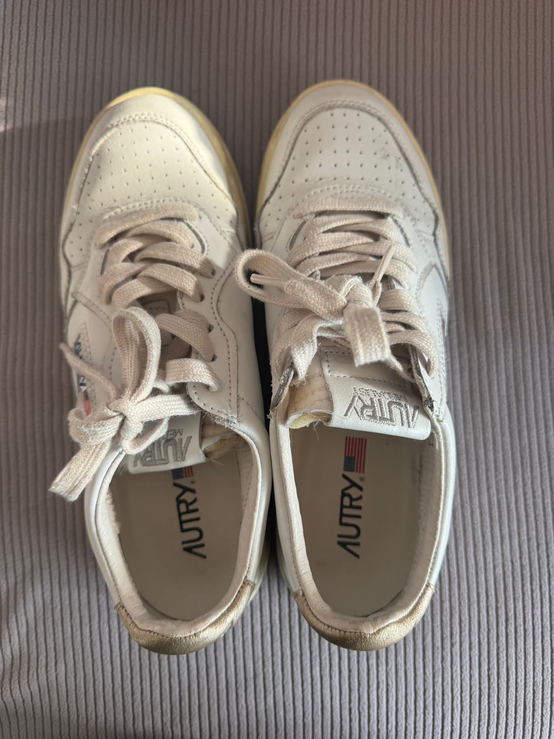 오트리 메달리스트 스니커즈 화이트 39(250) 상품이미지3