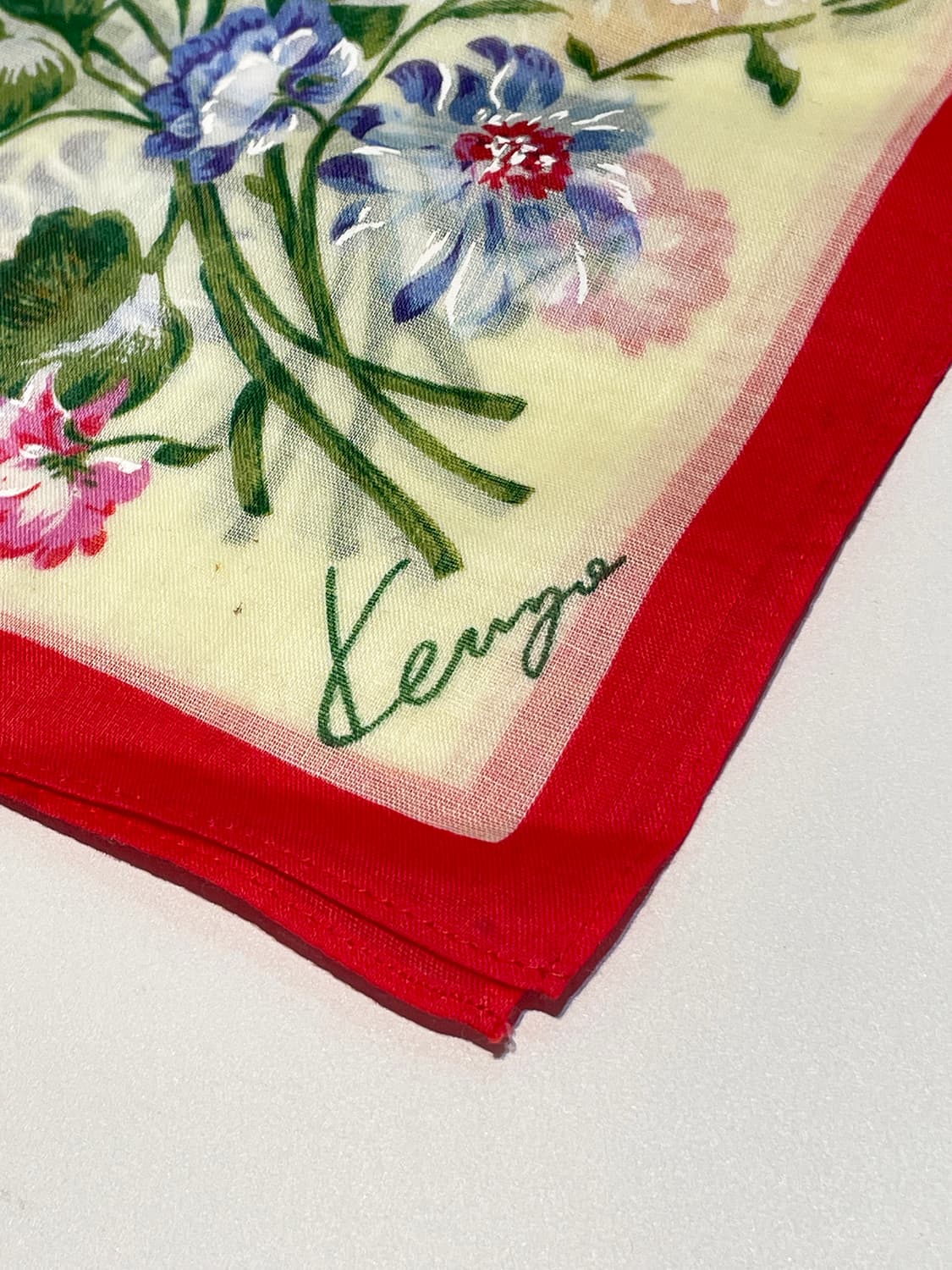 겐조 00s 재팬 플라워 패턴 쁘띠 손수건 A1455 상품이미지4