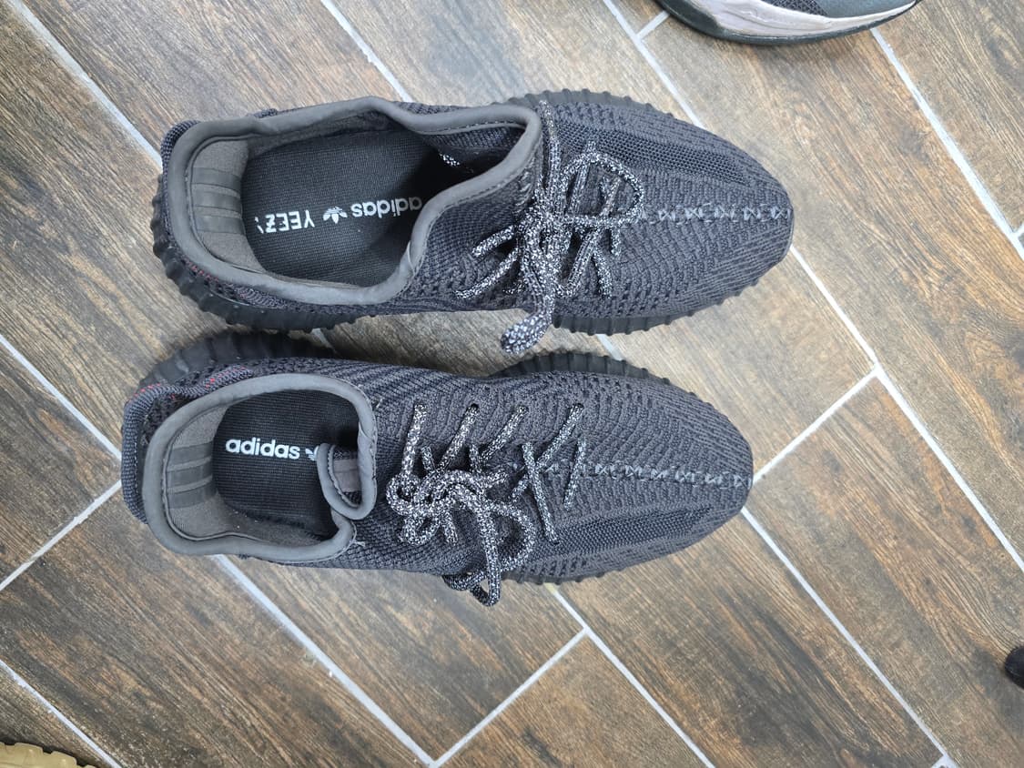 이지부스트 v2 블랙 상품이미지1