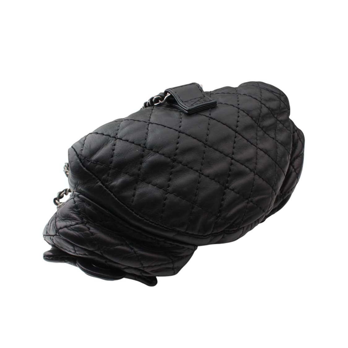 샤넬 블랙 퀼팅 램스킨 은장 미니 백팩 상품이미지4