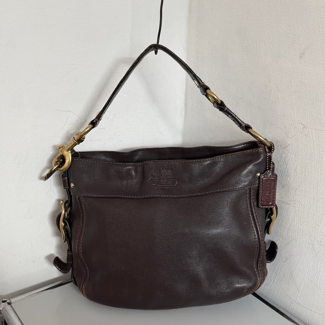 Coach vintage leather shoulder bag 상품이미지1