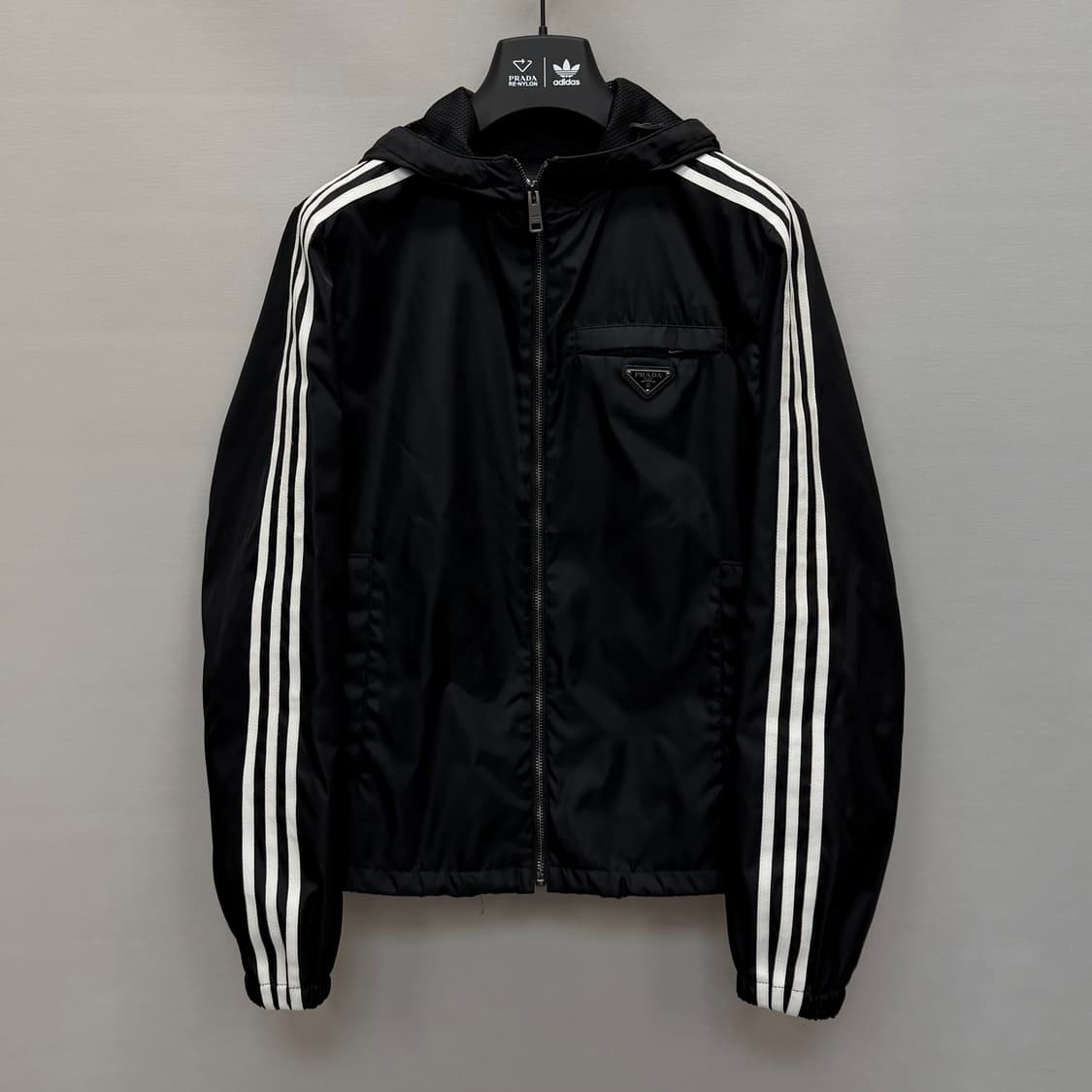 프라다 x 아디다스 리나일론 트랙 후드 자켓 (95)  상품이미지1