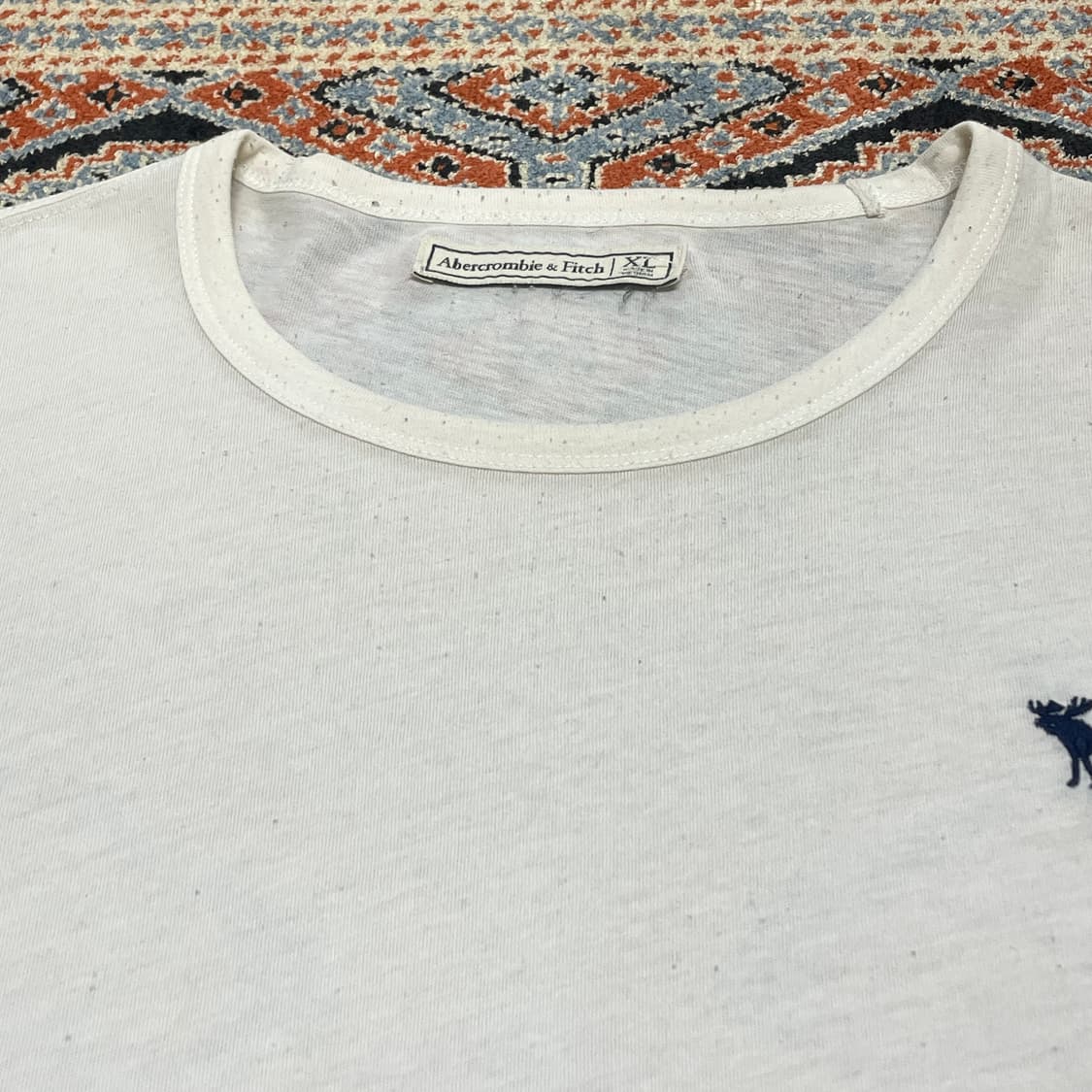 아베크롬비 사이드로고 화이트 긴팔티셔츠 남성XL  상품이미지6