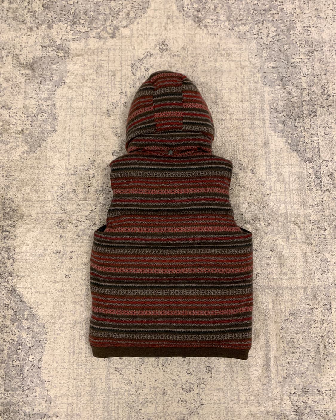 화이트 마운티니어링 에스닉 니트 다운 베스트 상품이미지4