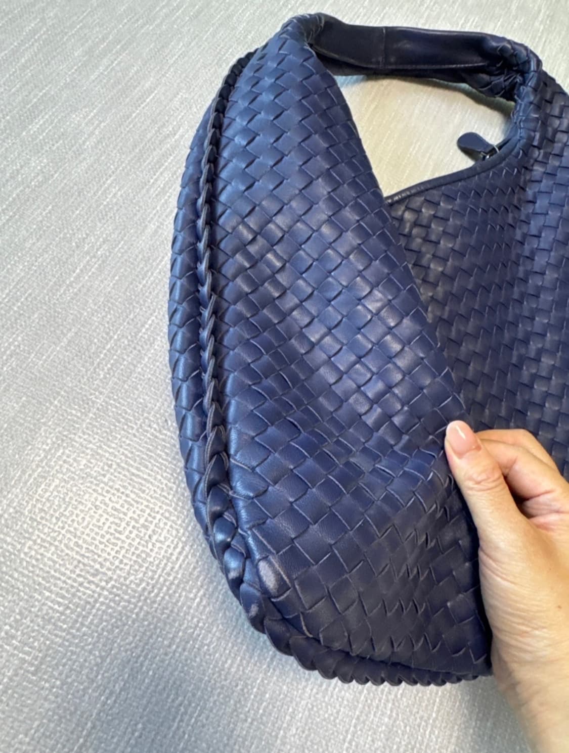 보테가베네타 인트레치아토 호보백 네이비 상품이미지2