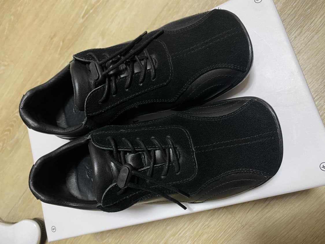 페몬트 스퀘어 블랙 235 상품이미지1