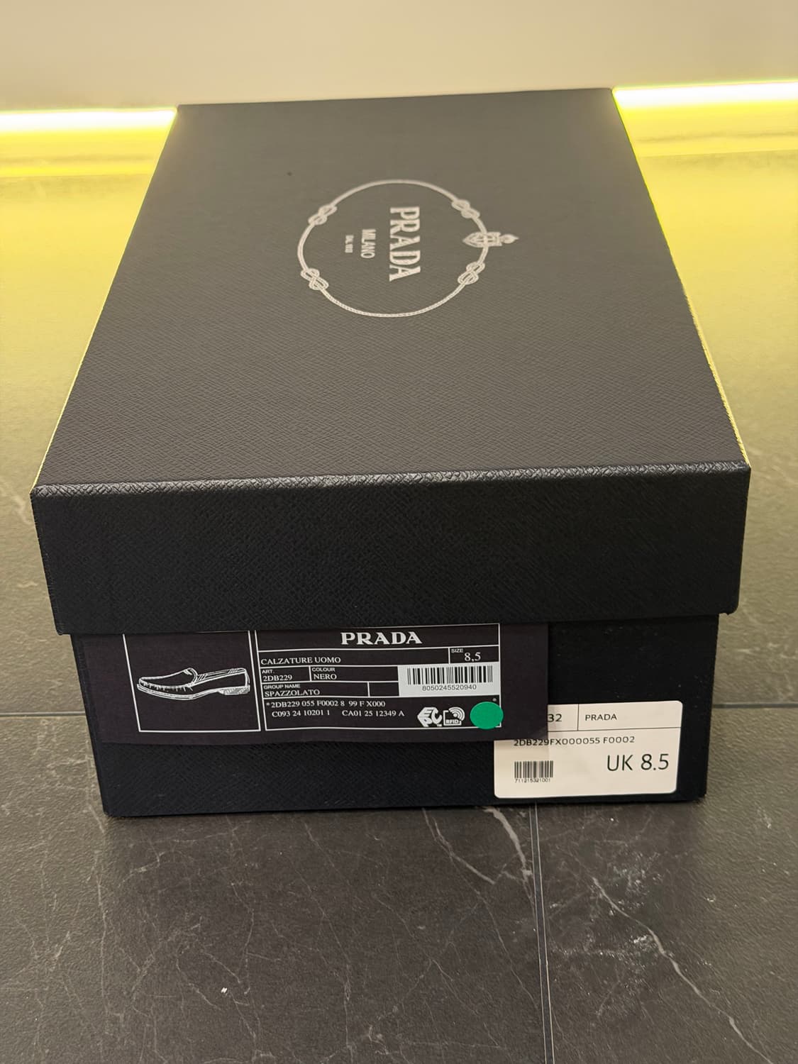 프라다 PRADA 브러쉬드 가죽 로퍼 상품이미지8