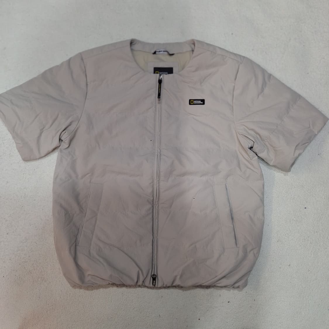 내셔날지오그래픽  구스반팔패딩95 상품이미지1