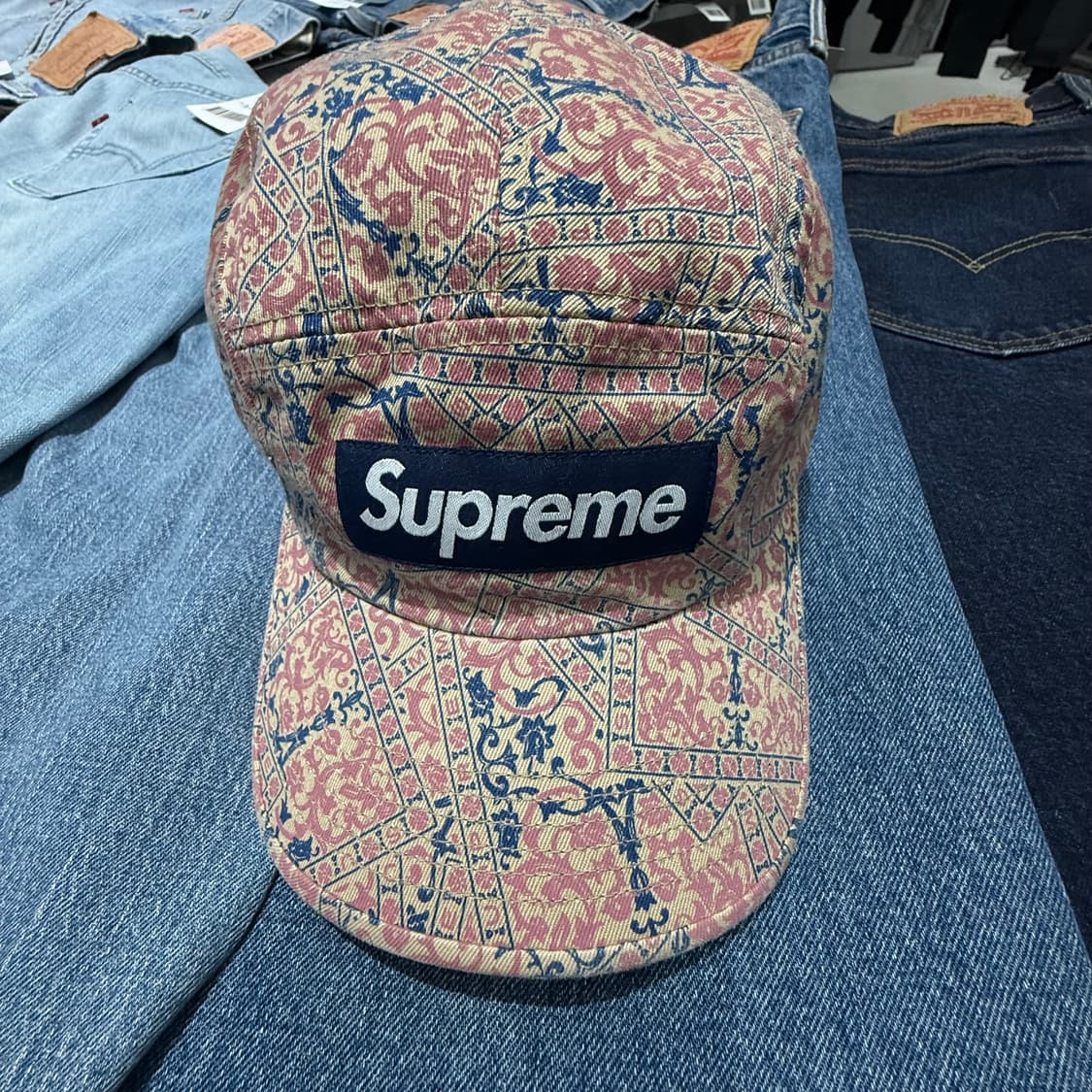 슈프림 패턴 캠프캡 상품이미지1