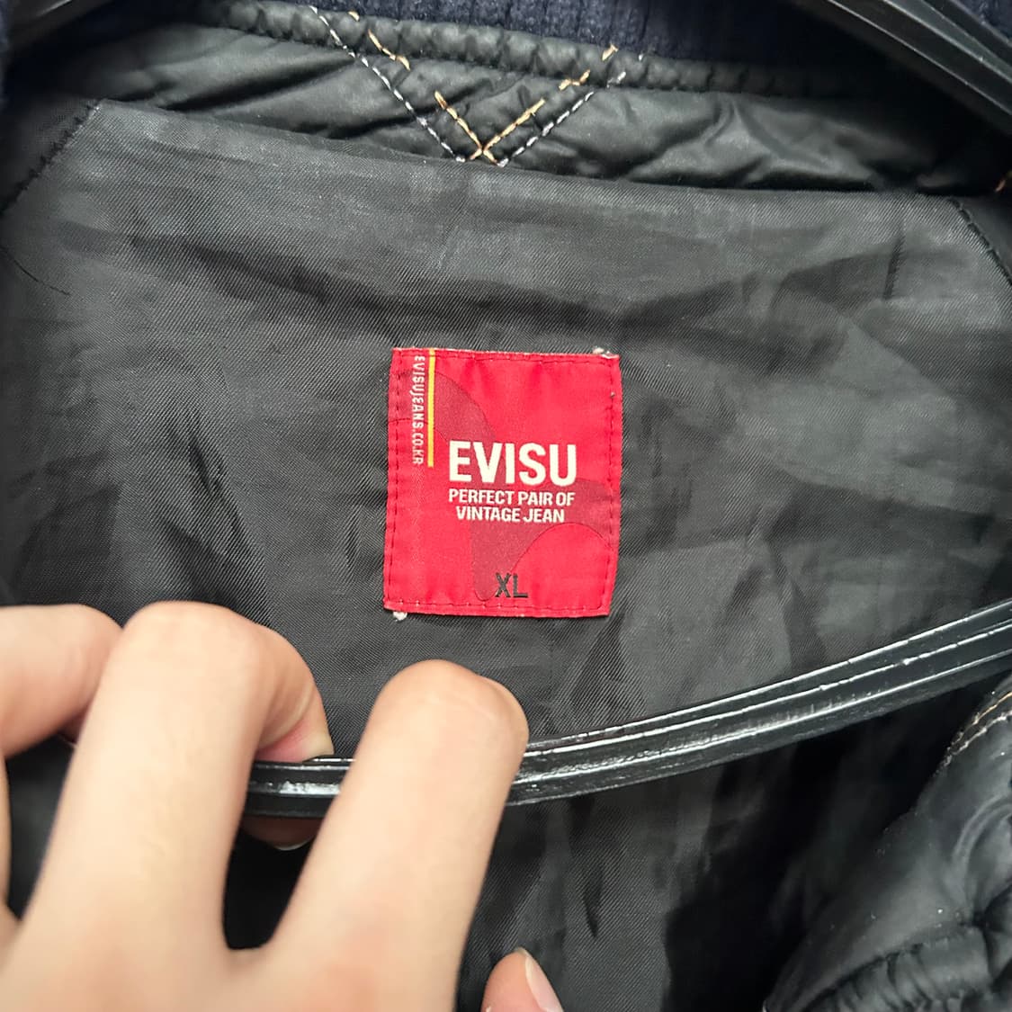 에비수 빅로고 블랙 퀄팅 자켓 상품이미지4
