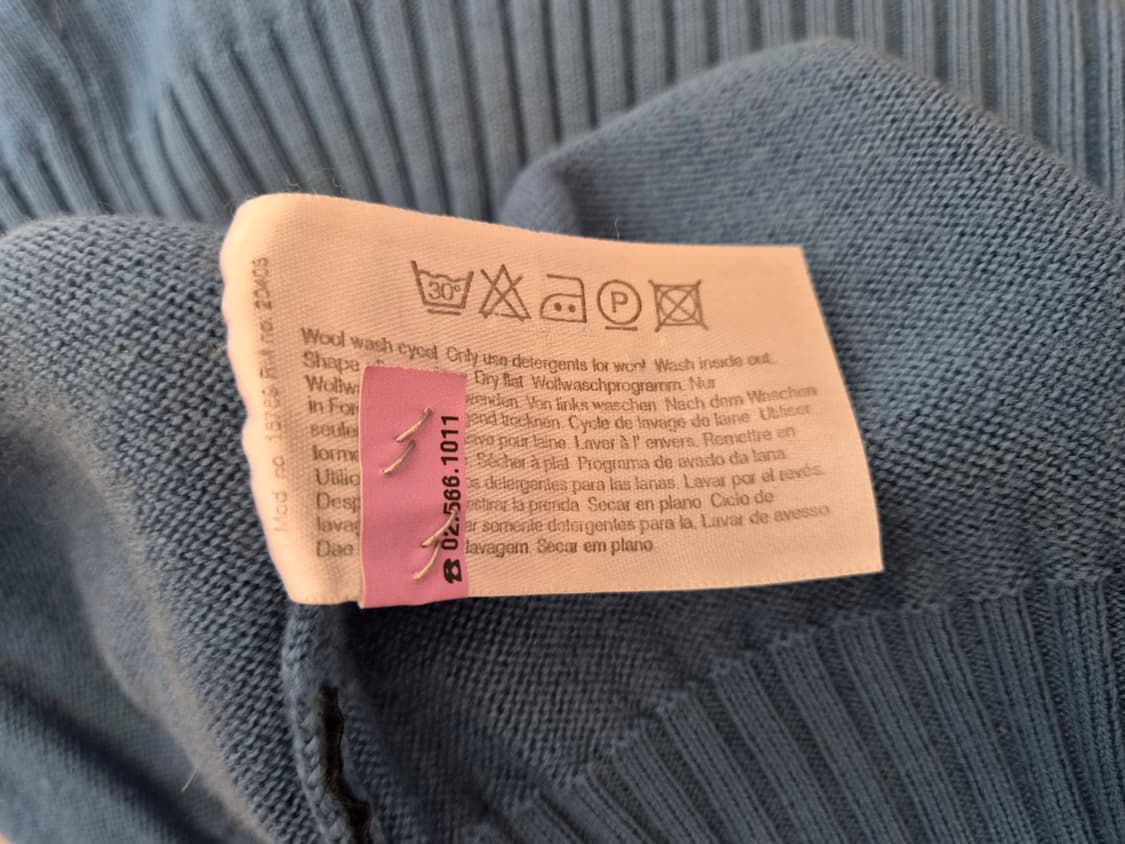 휴고보스 남성 버진 울하프넥니트

 상품이미지9