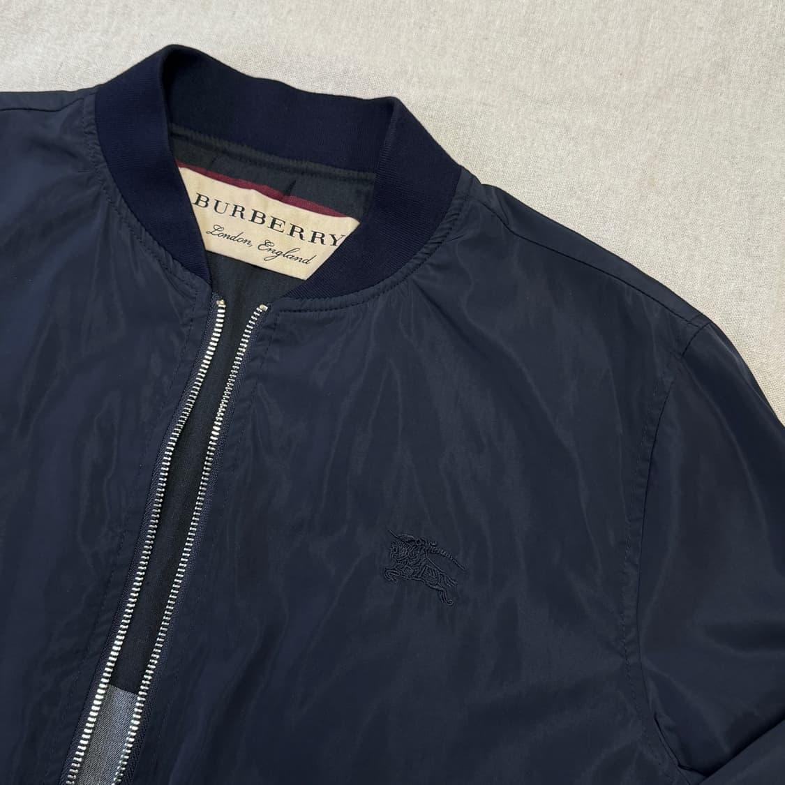 버버리 나일론 자수 투웨이 블루종 XL 상품이미지2