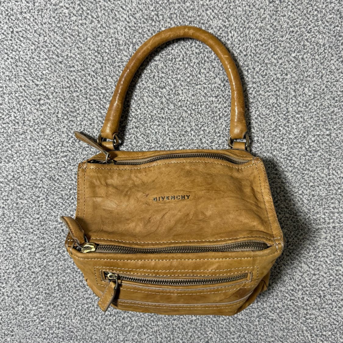 [정가 200만원] 지방시 판도라 링클 토트백 상품이미지3